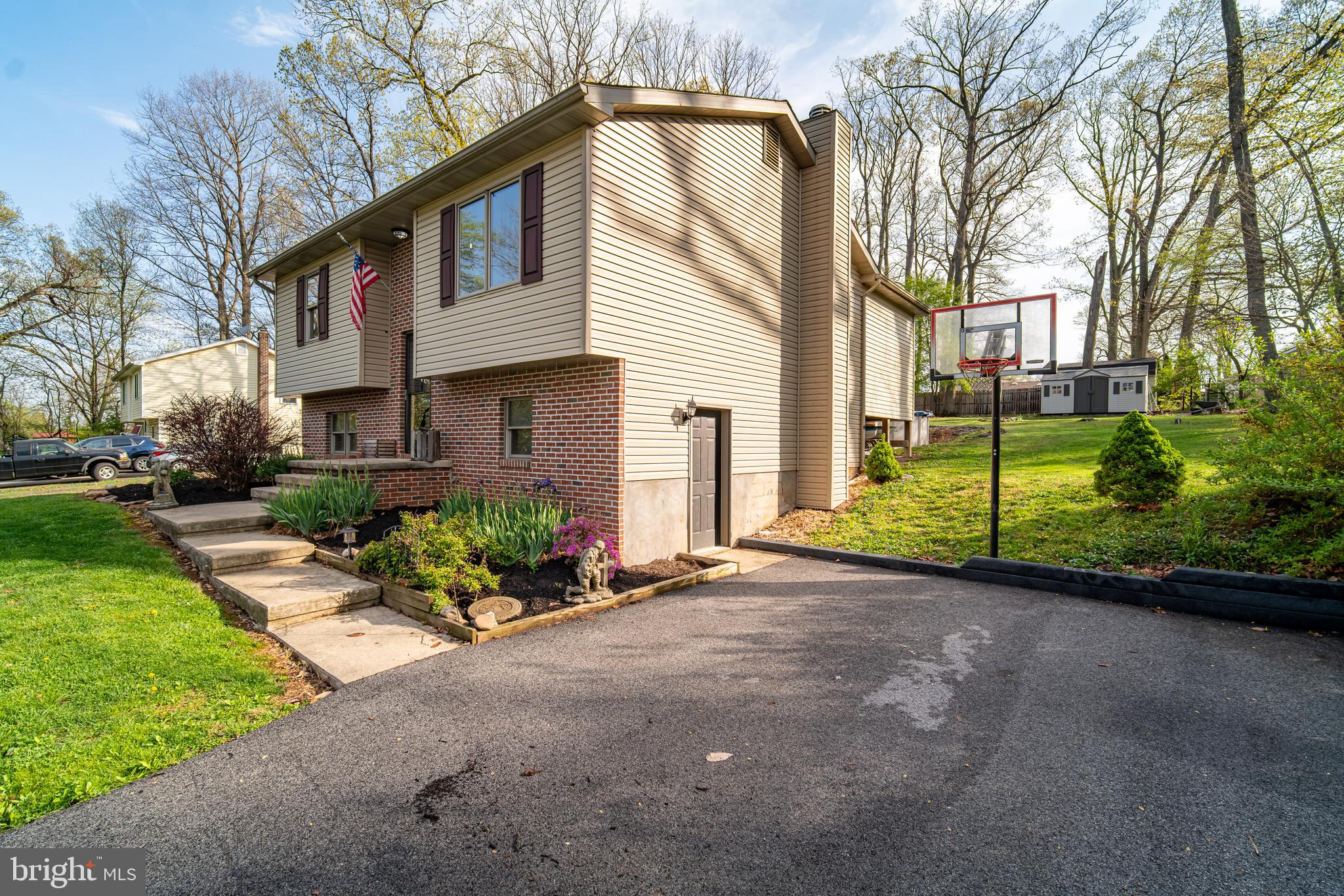 LOWER WINDSOR TWP - Residential