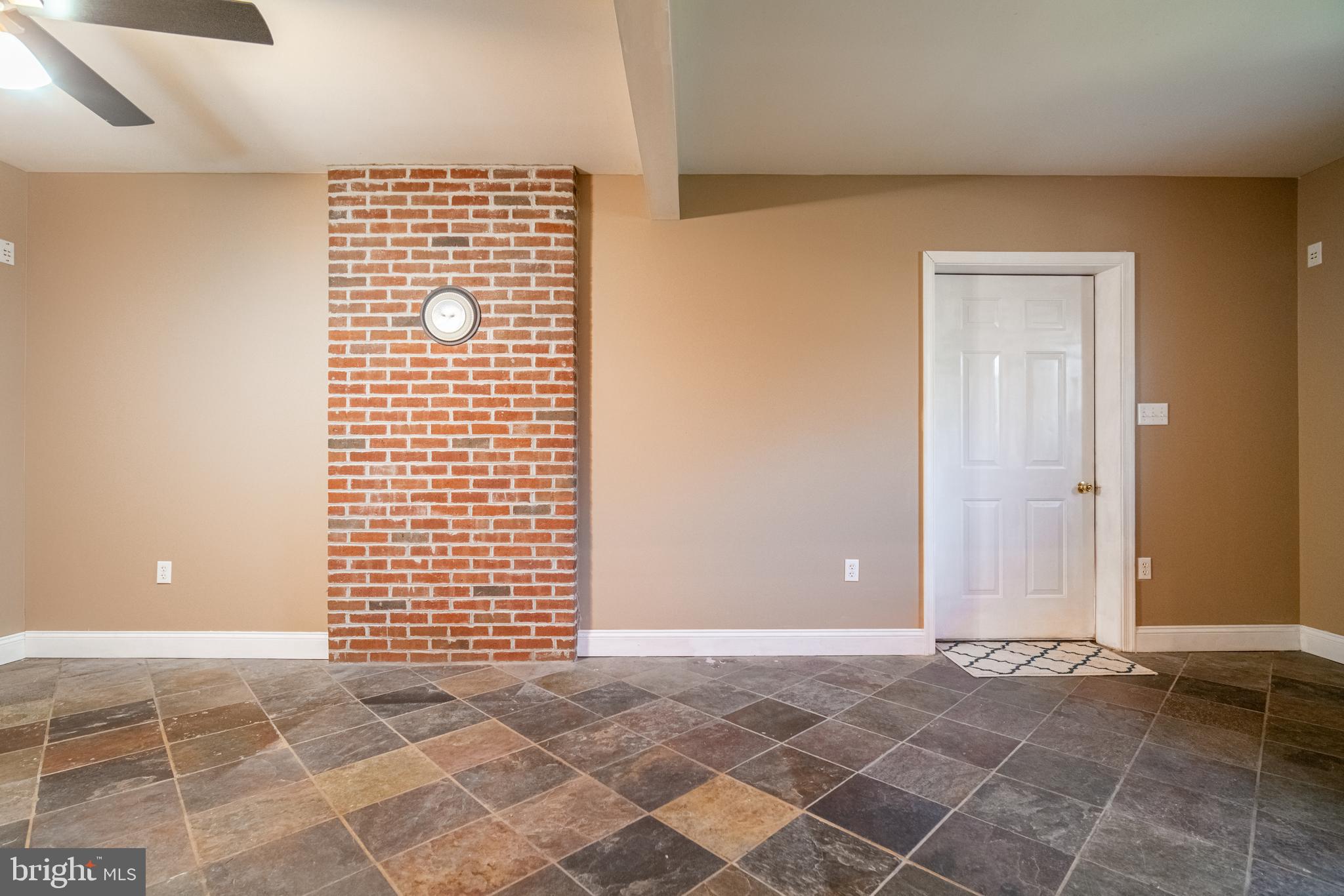 LOWER WINDSOR TWP - Residential