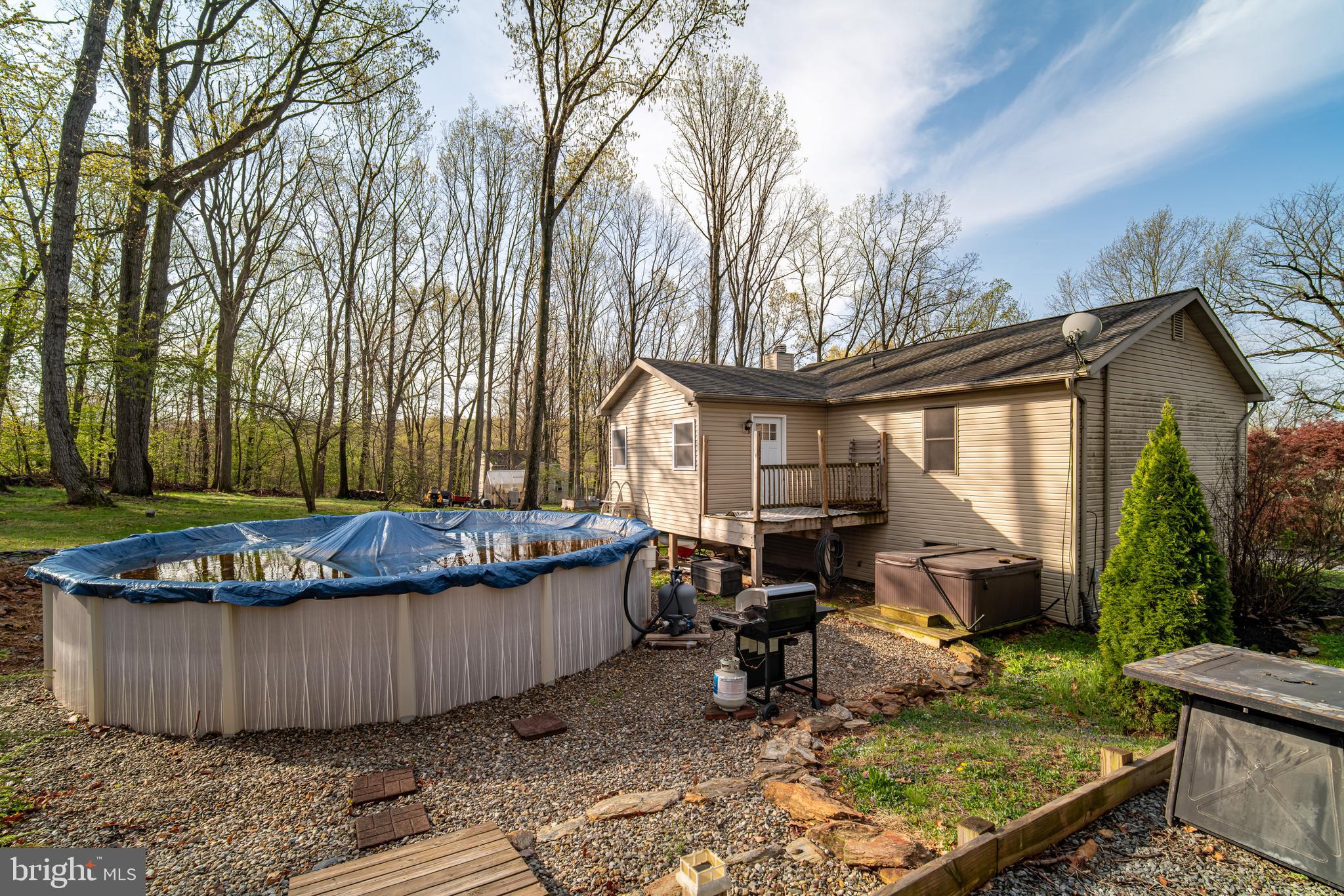 LOWER WINDSOR TWP - Residential