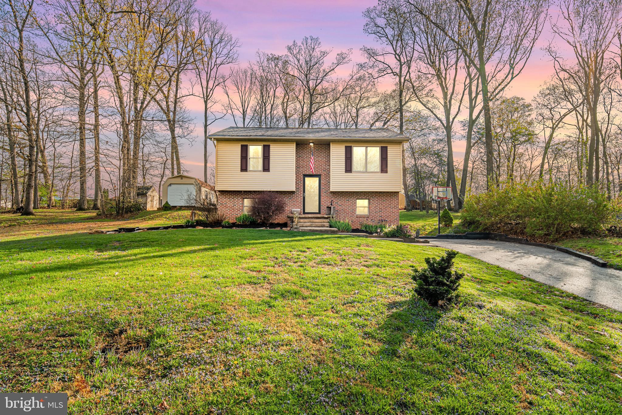 LOWER WINDSOR TWP - Residential