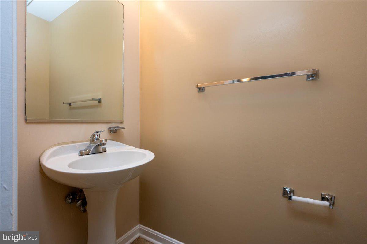 SEVEN OAKS - Residential