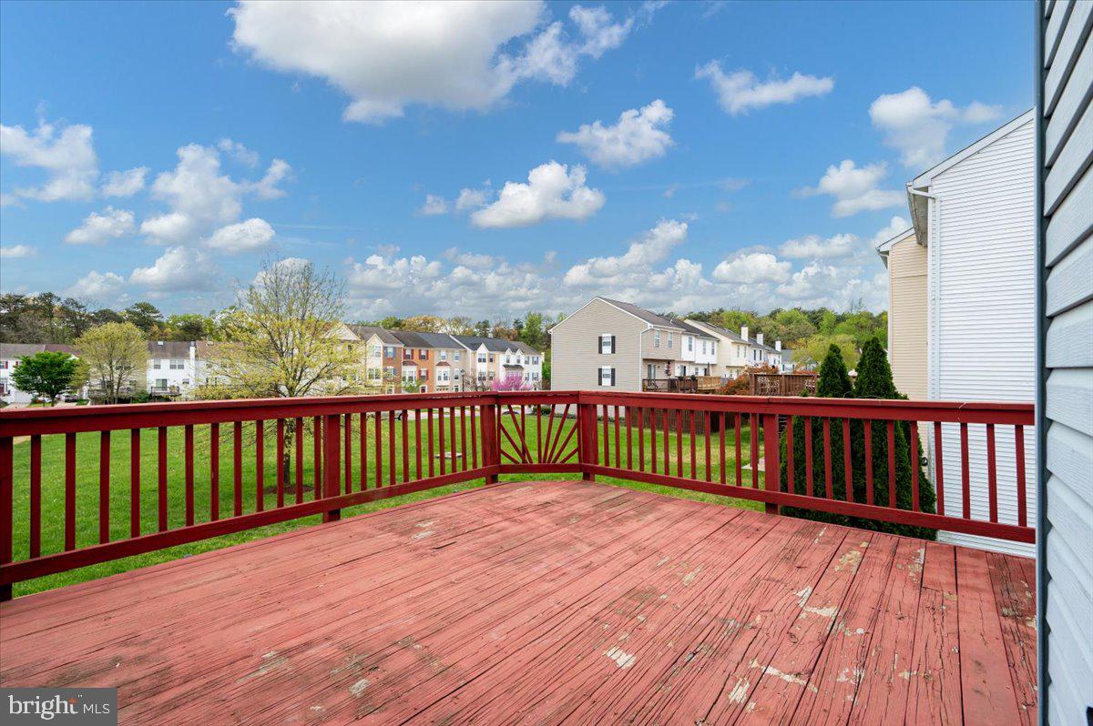 SEVEN OAKS - Residential