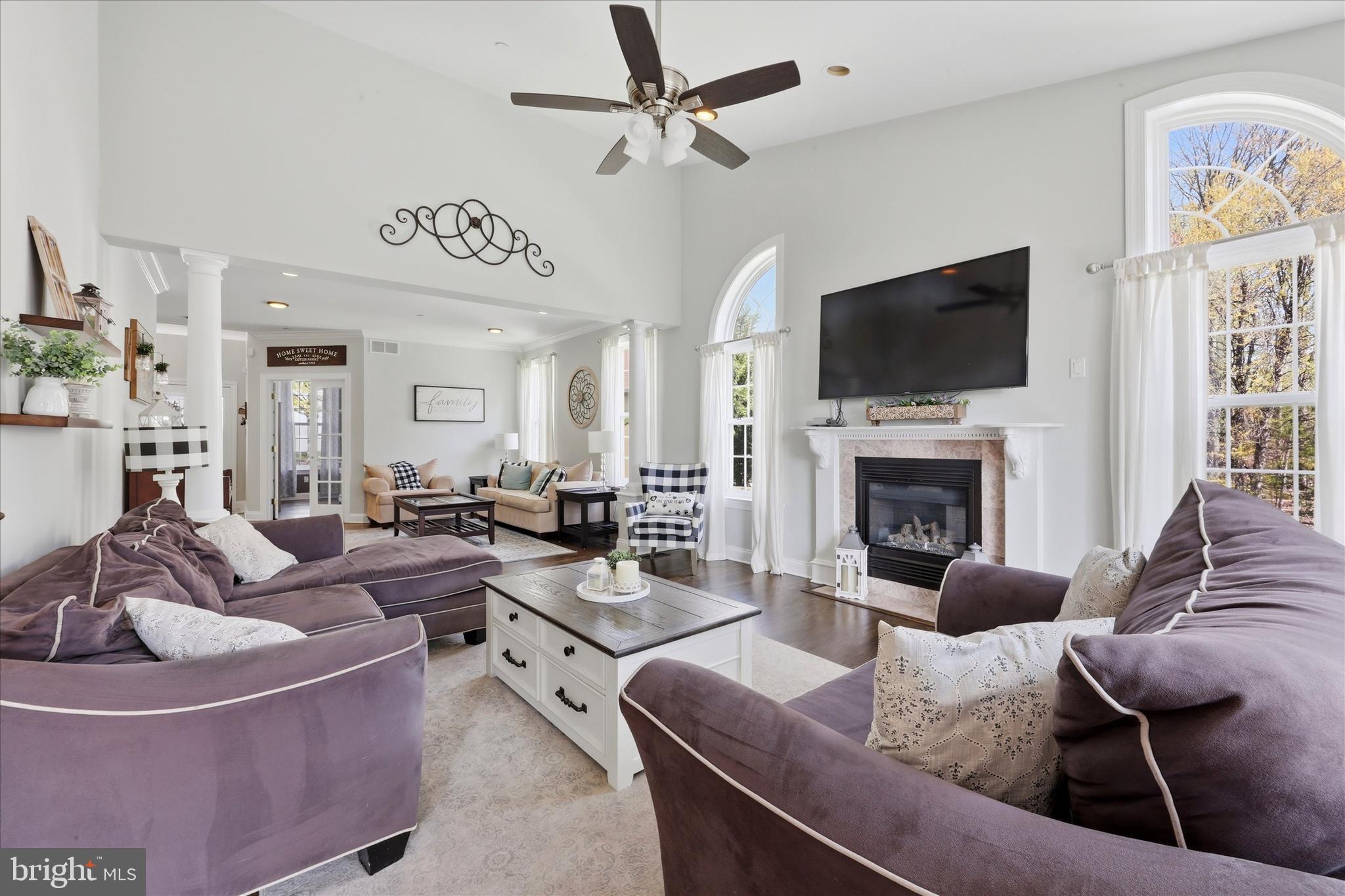 WOODLAND HOLW - Residential