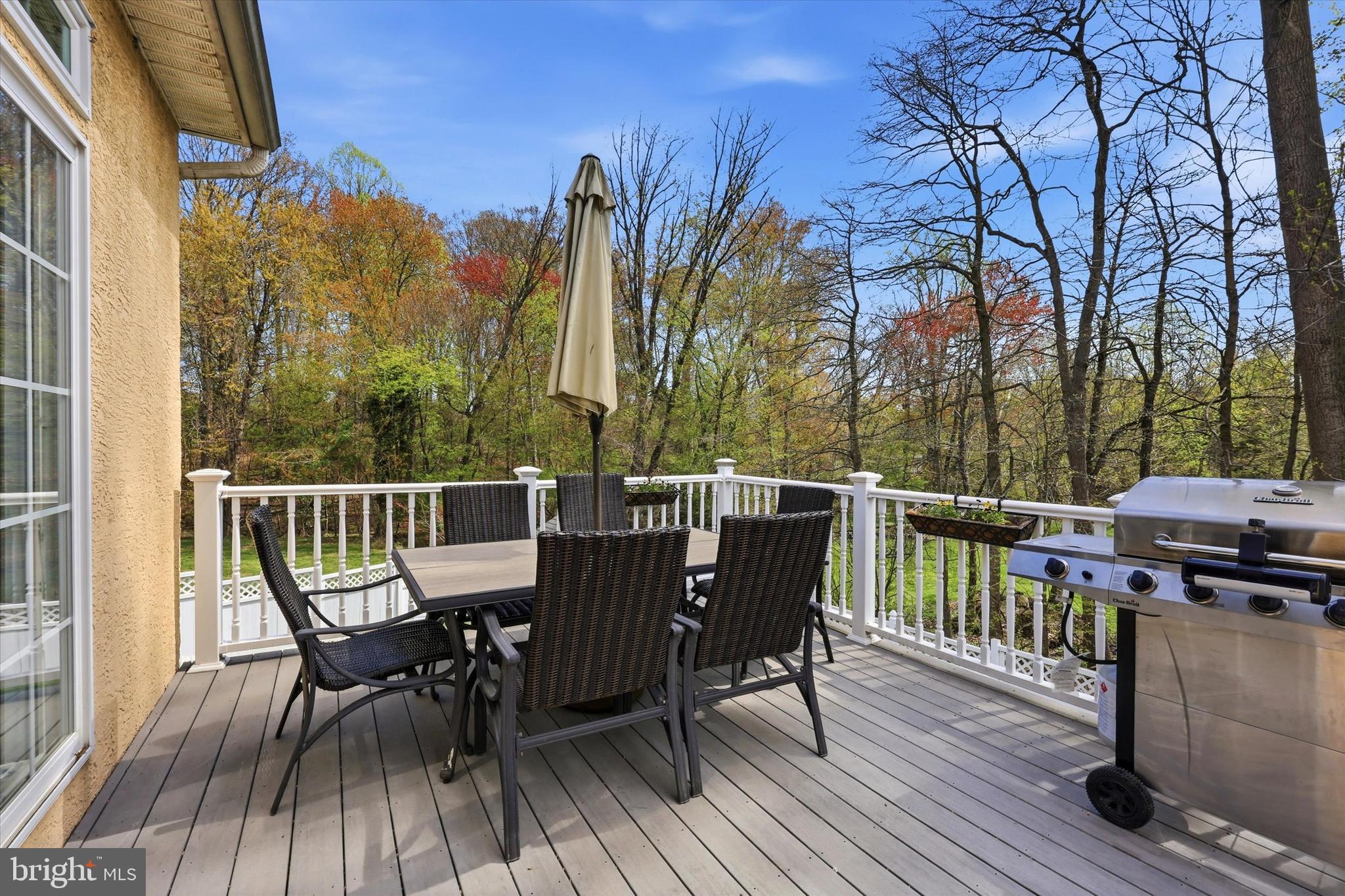 WOODLAND HOLW - Residential