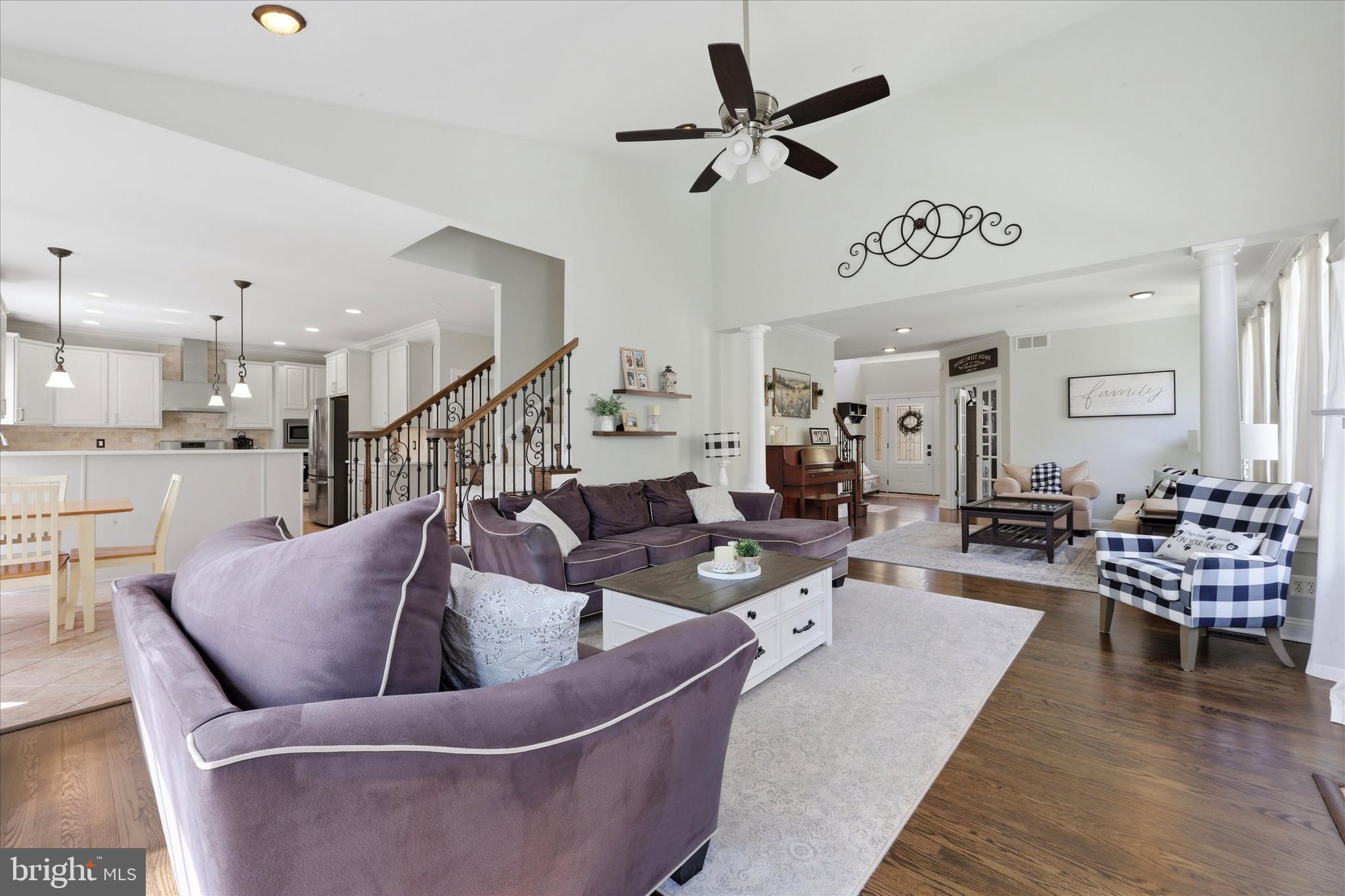 WOODLAND HOLW - Residential