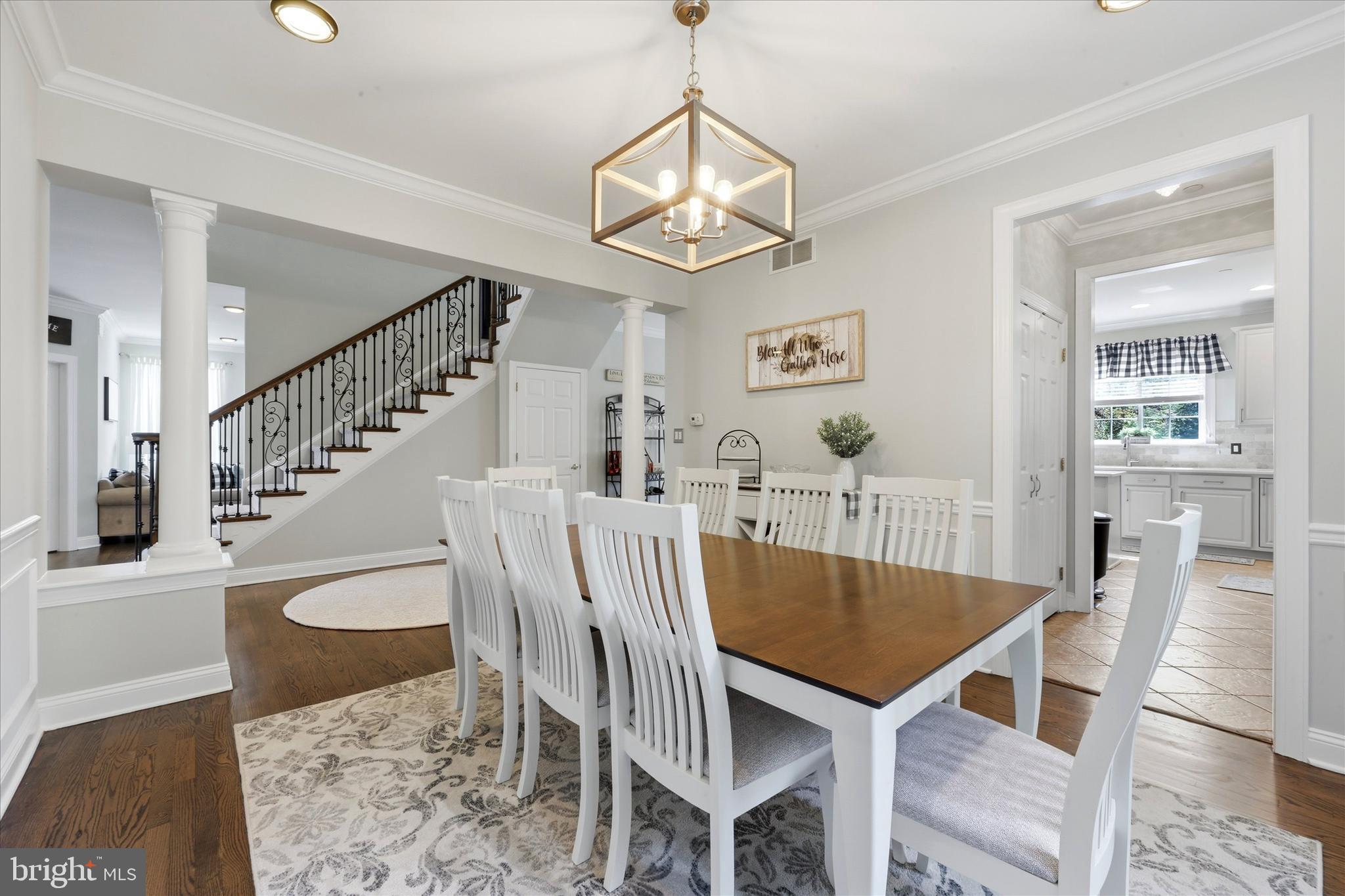 WOODLAND HOLW - Residential