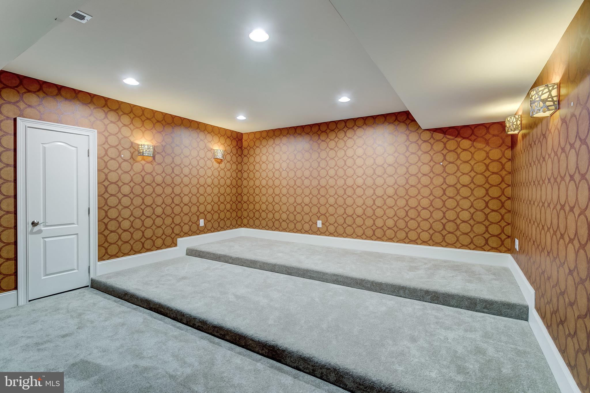 PATUXENT CHASE - Residential