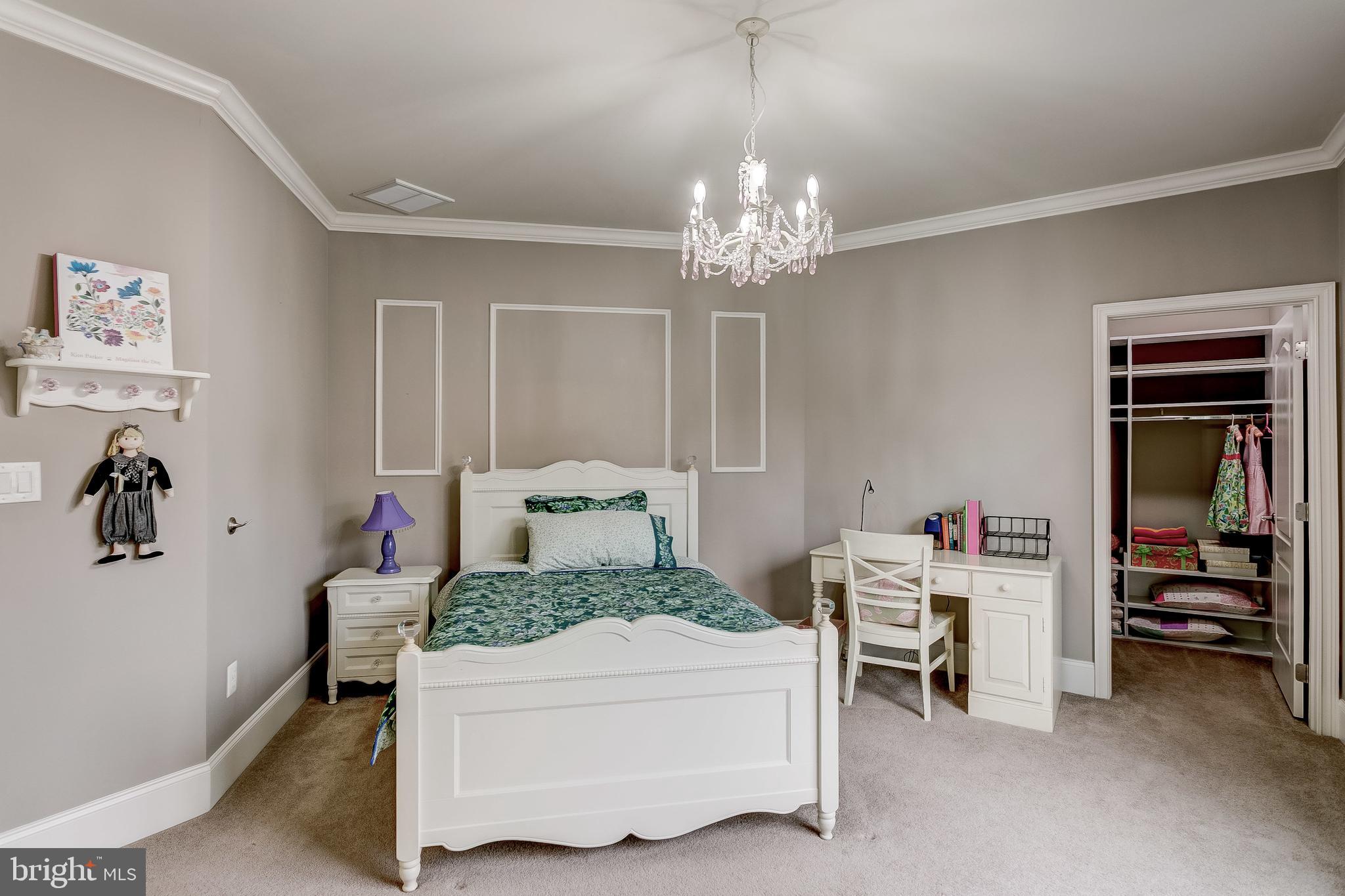 PATUXENT CHASE - Residential