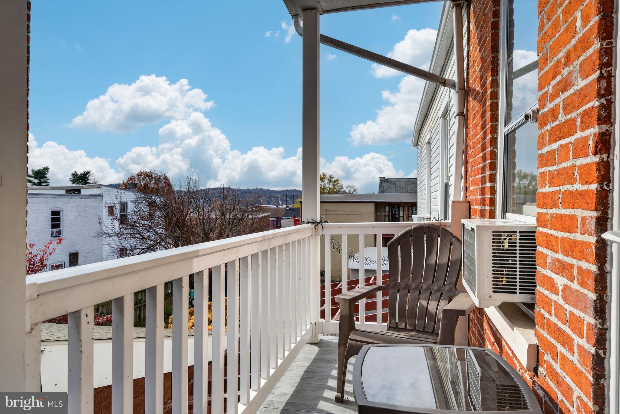 COLUMBIA - Residential