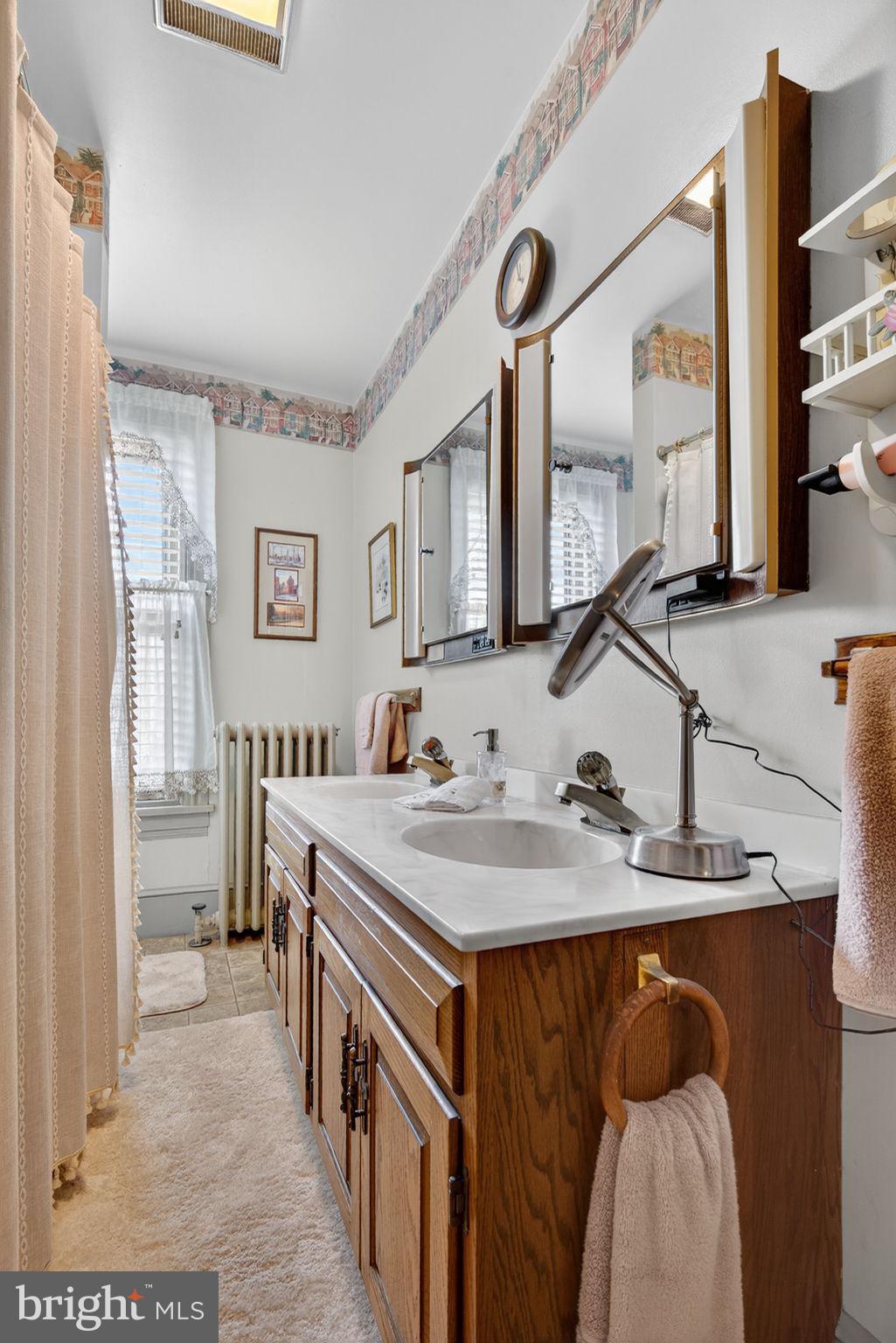 COLUMBIA - Residential