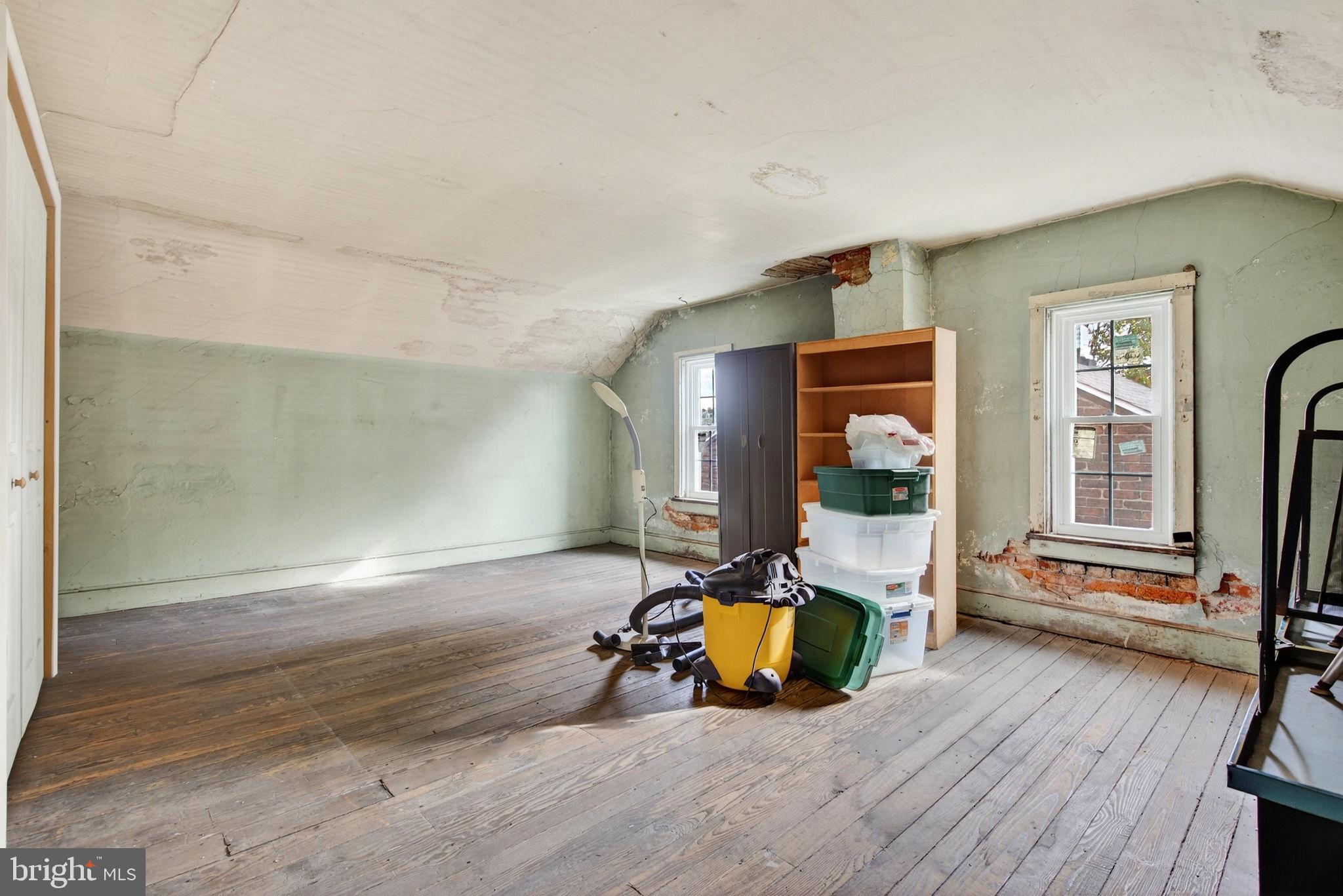 COLUMBIA - Residential