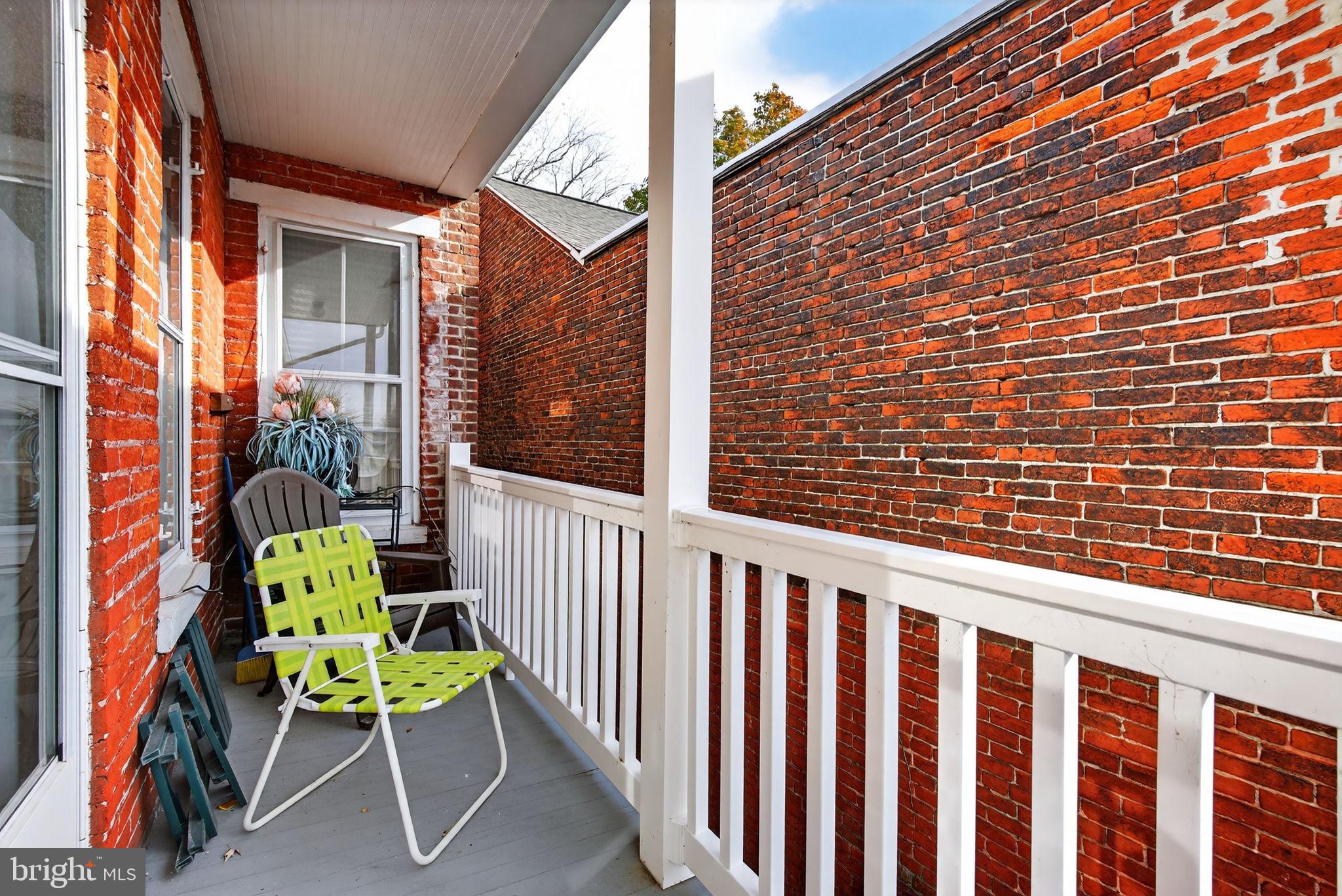 COLUMBIA - Residential