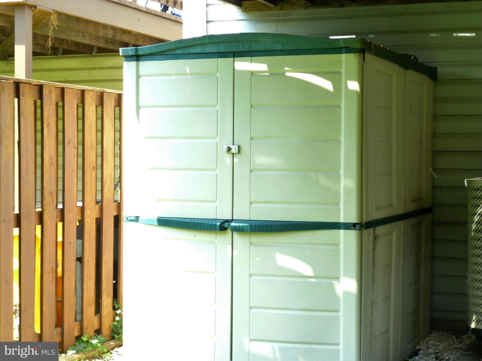 STONEY BEACH - Residential Lease