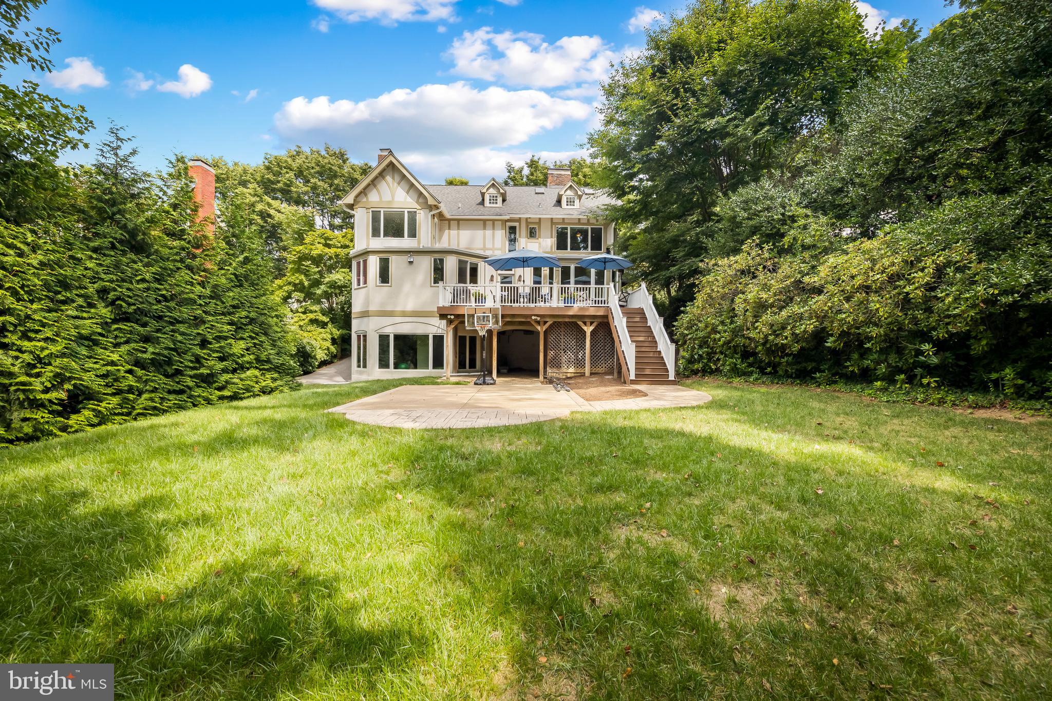 ROLAND PARK - Residential