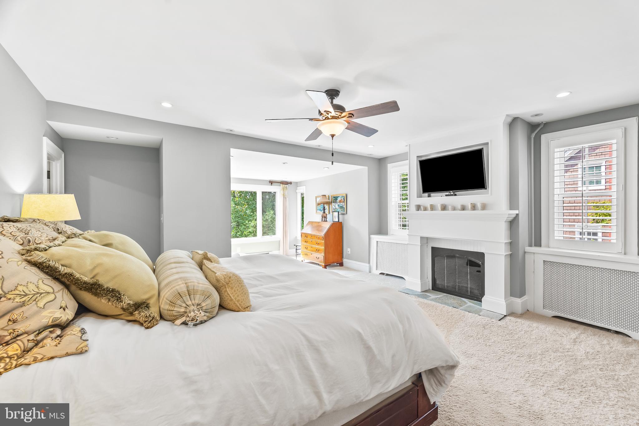 ROLAND PARK - Residential