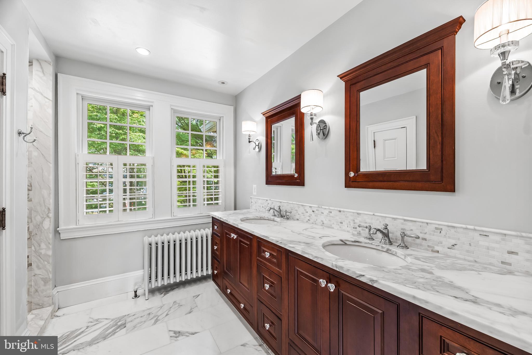 ROLAND PARK - Residential