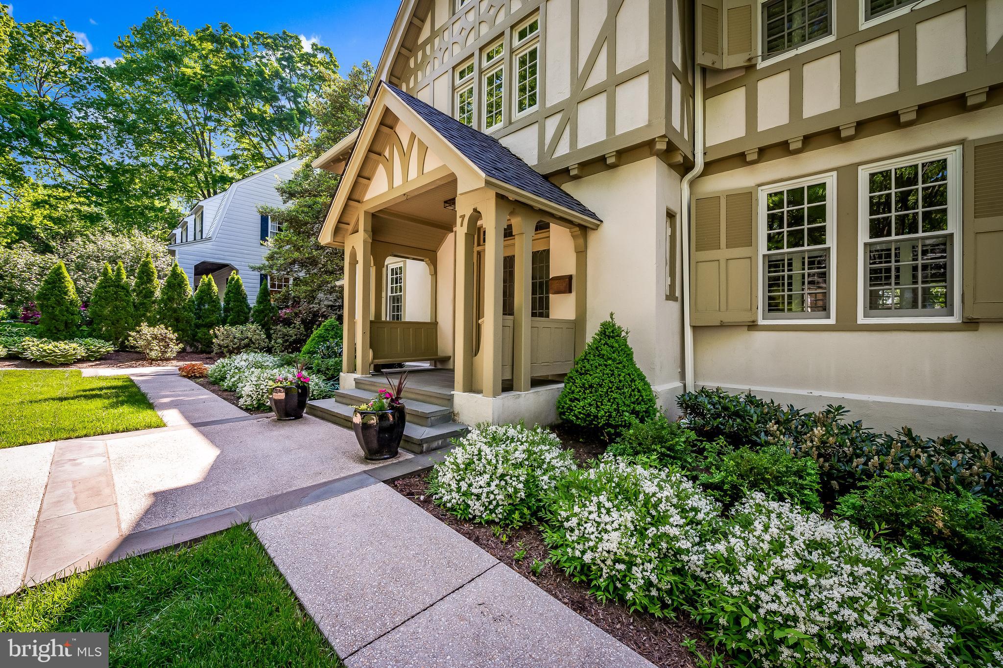 ROLAND PARK - Residential