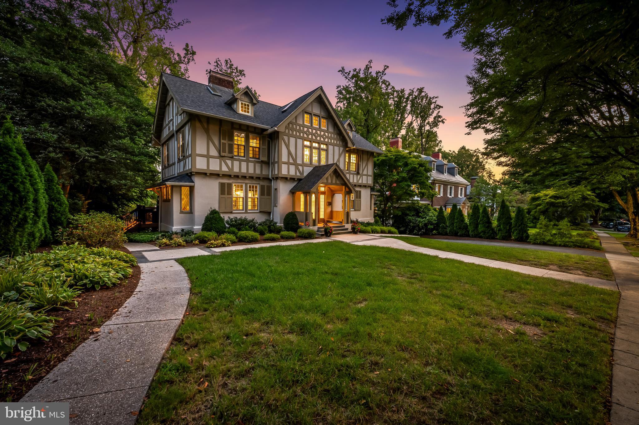 ROLAND PARK - Residential