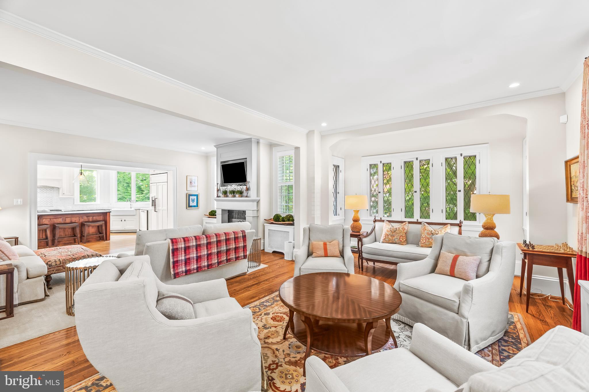 ROLAND PARK - Residential