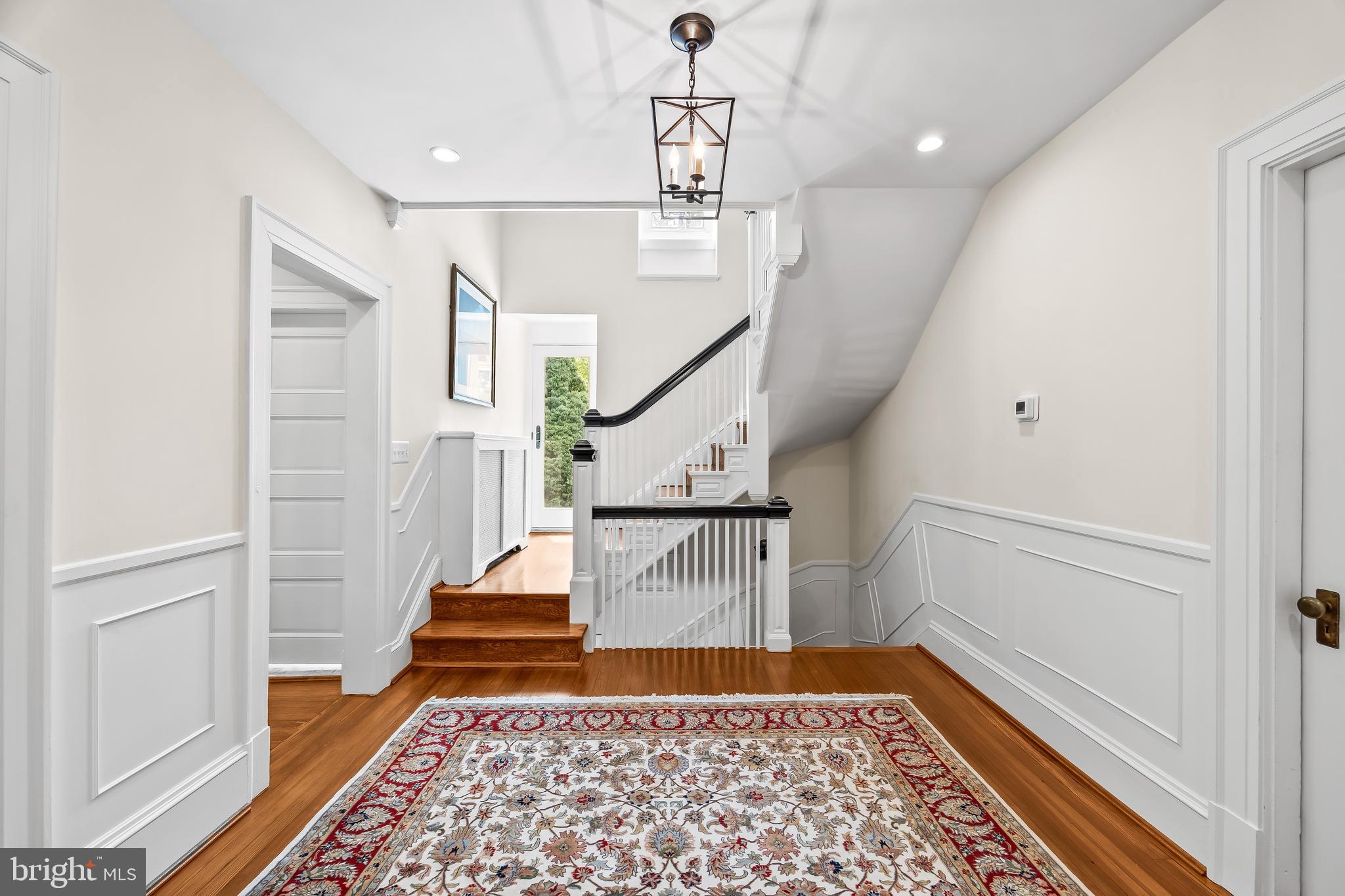 ROLAND PARK - Residential