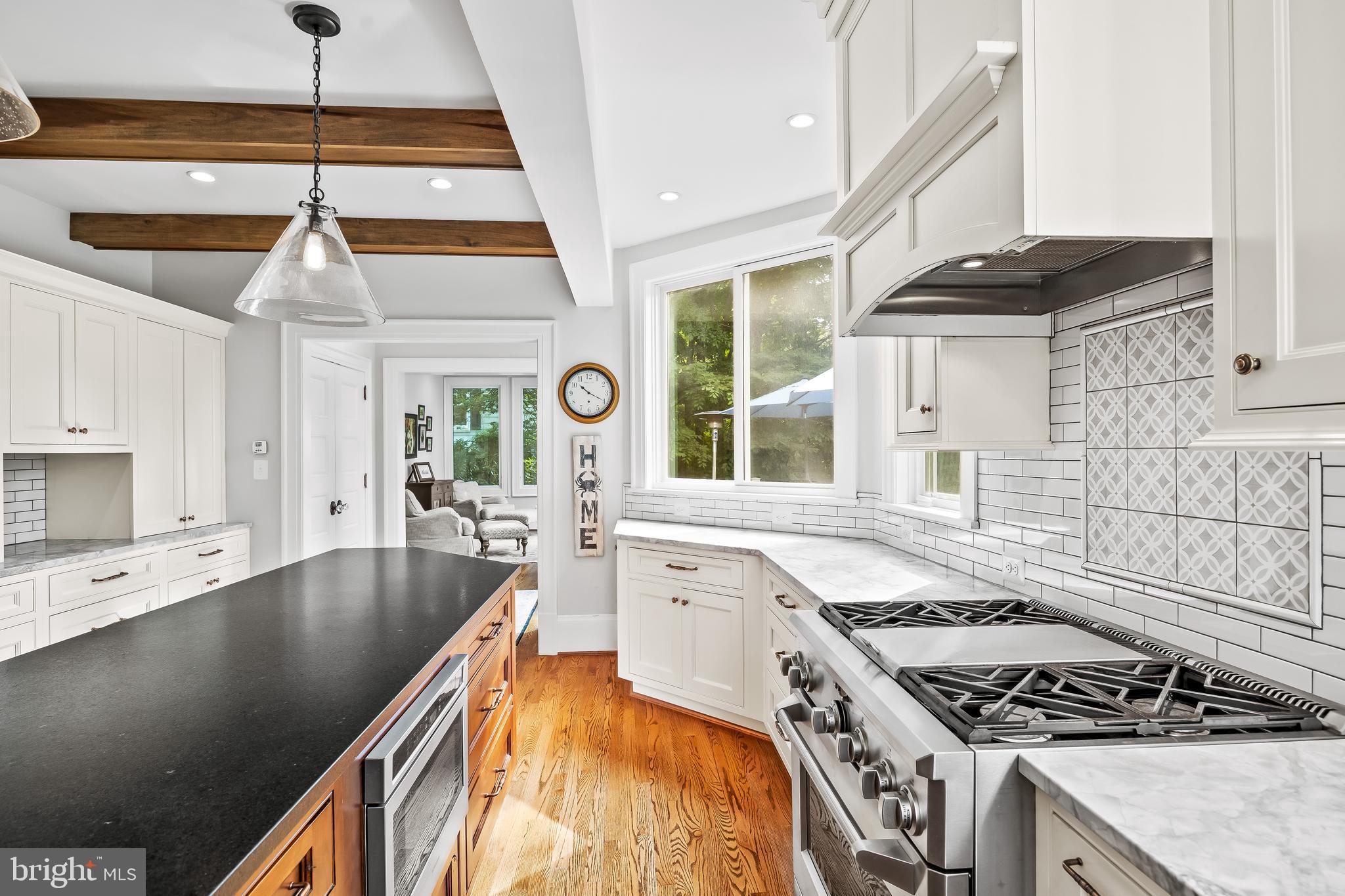 ROLAND PARK - Residential