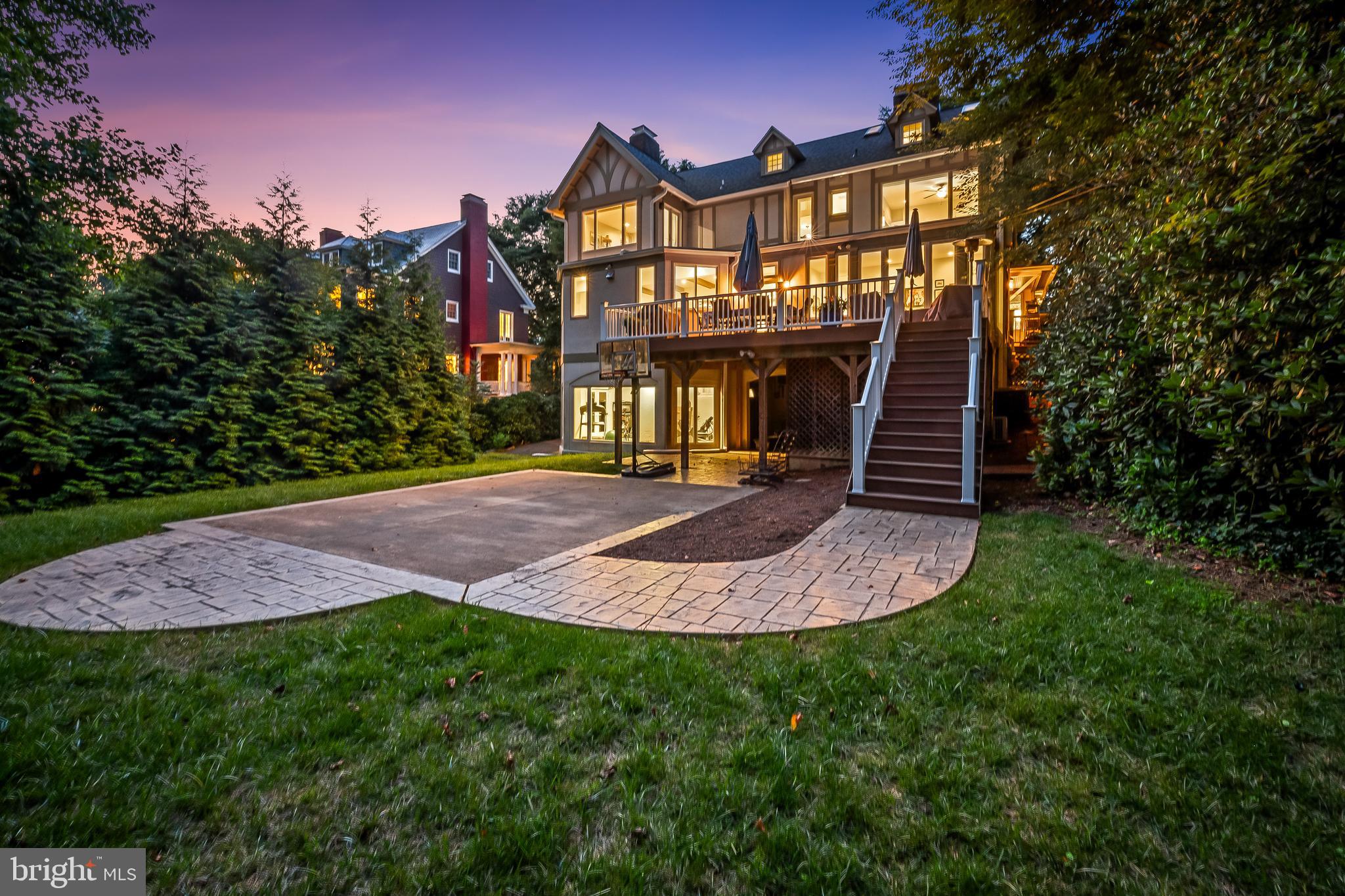 ROLAND PARK - Residential