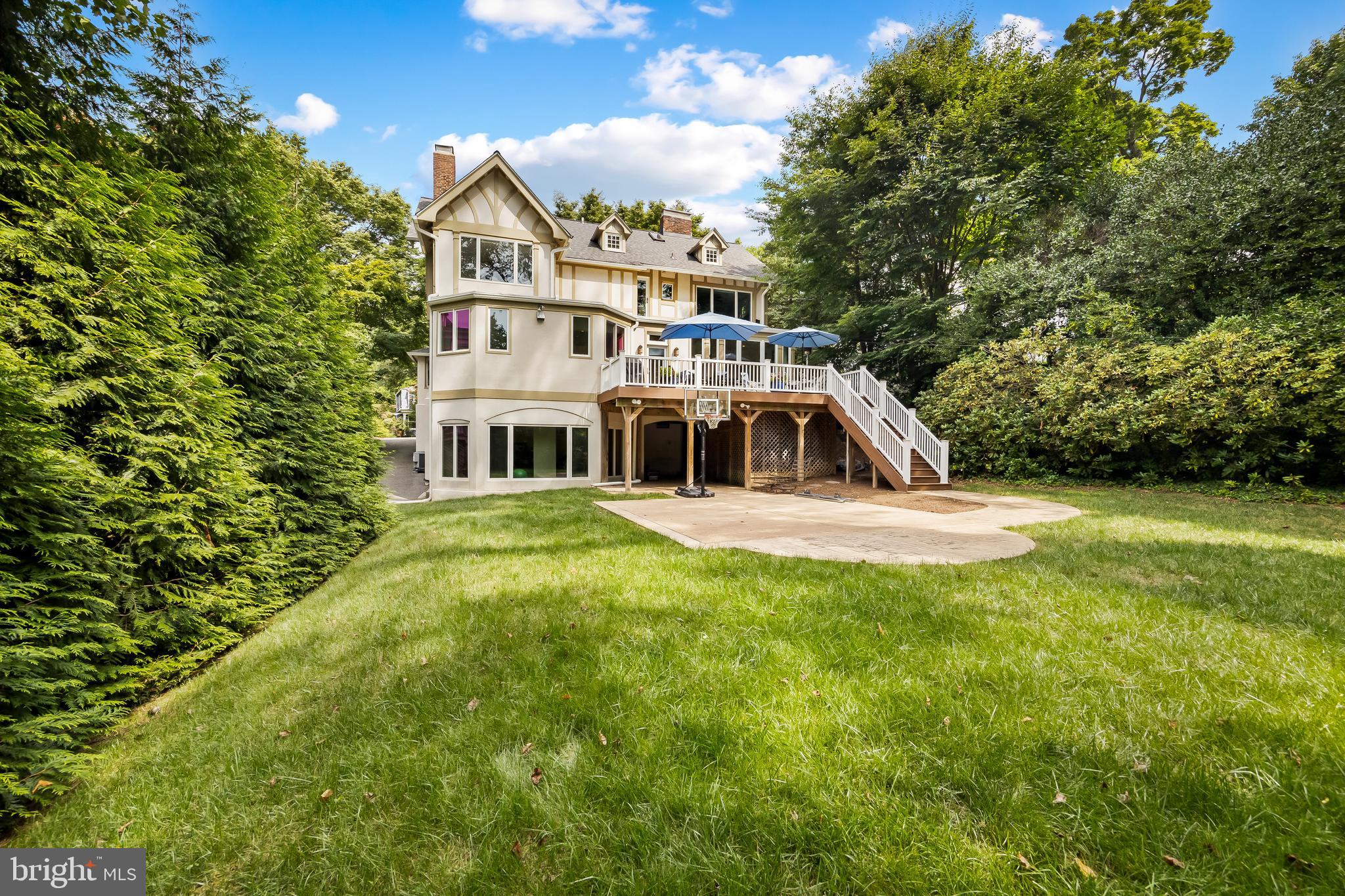 ROLAND PARK - Residential