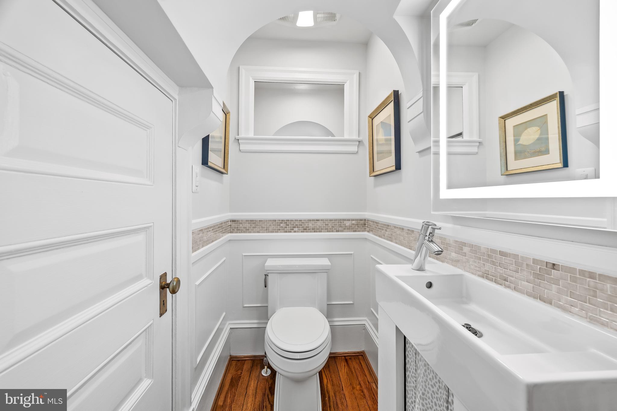 ROLAND PARK - Residential