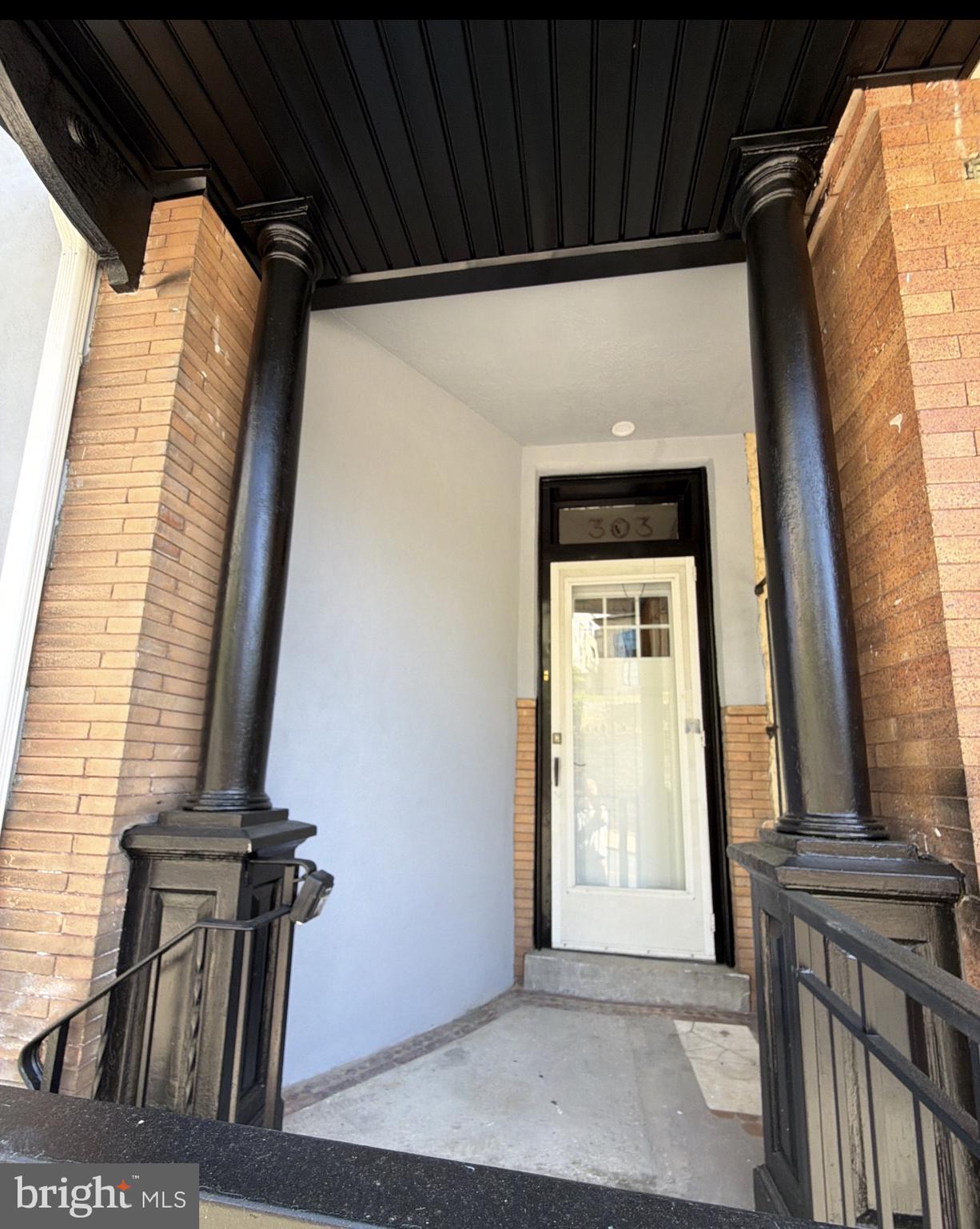 ROXBOROUGH - Residential