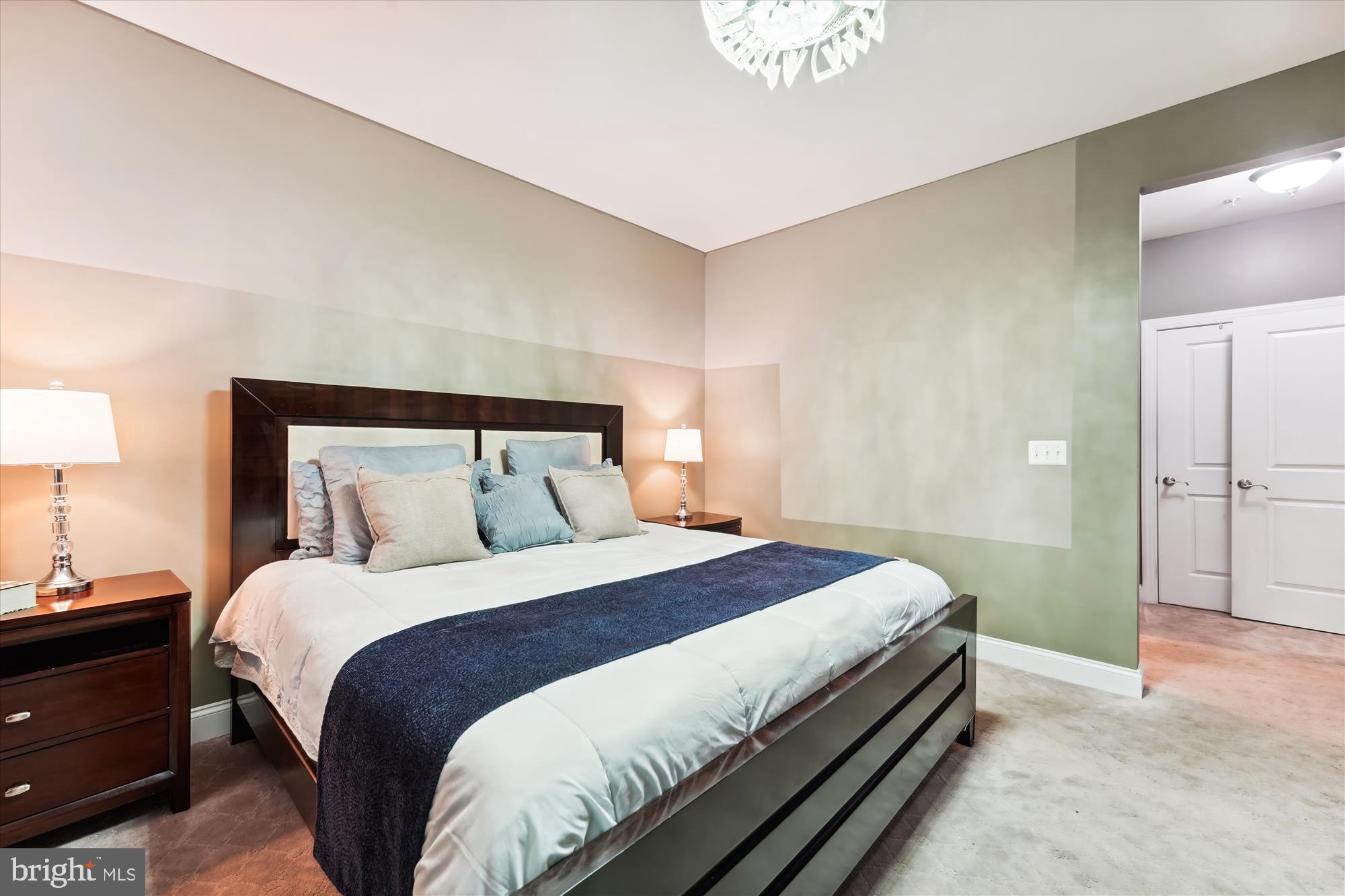 THE VILLAGES OF STEEPLEC - Residential