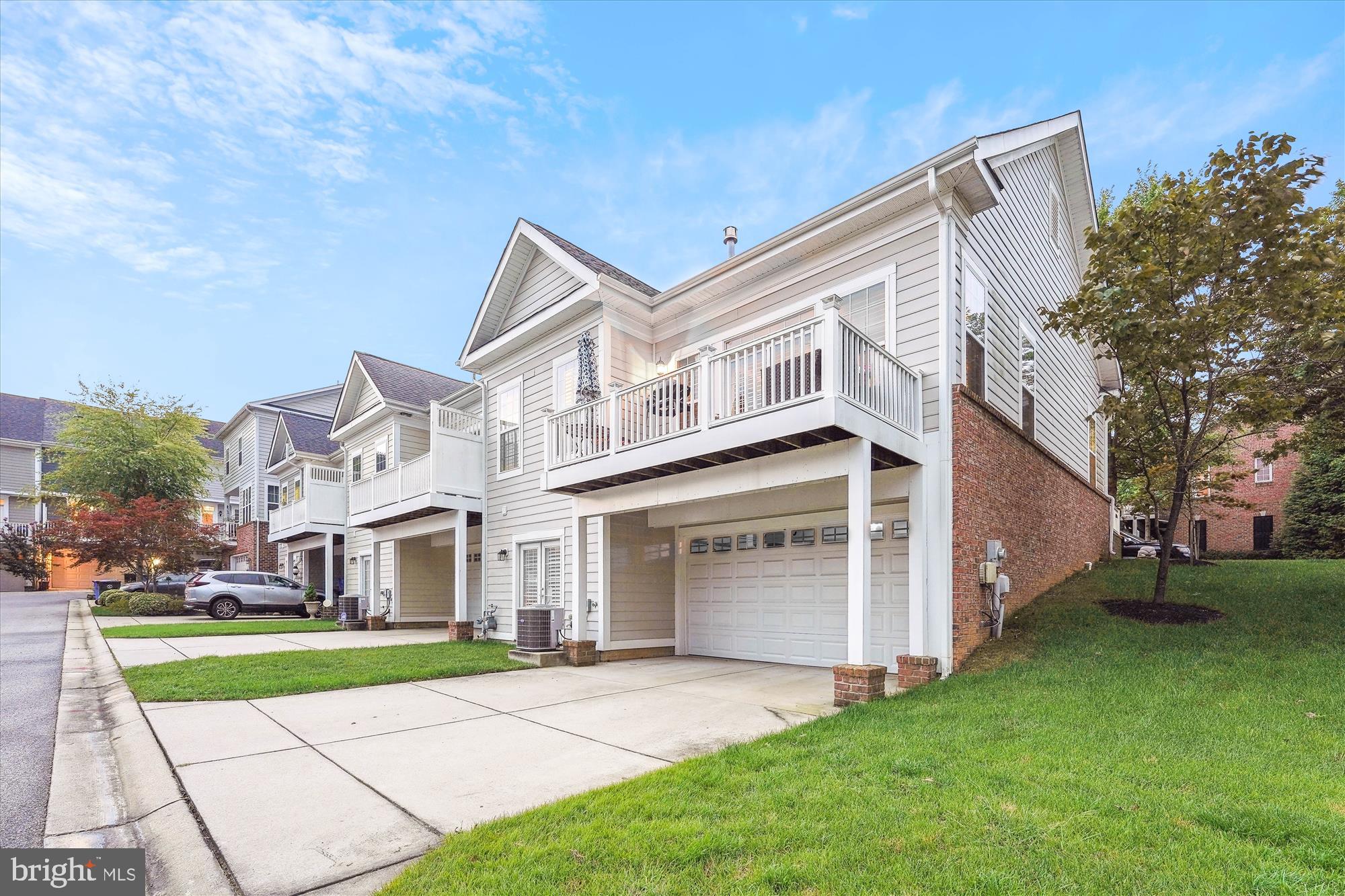 THE VILLAGES OF STEEPLEC - Residential