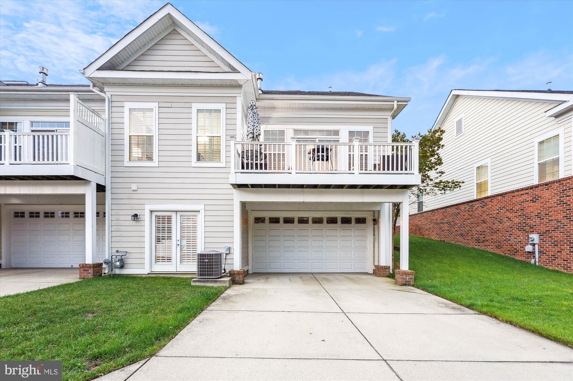 THE VILLAGES OF STEEPLEC - Residential