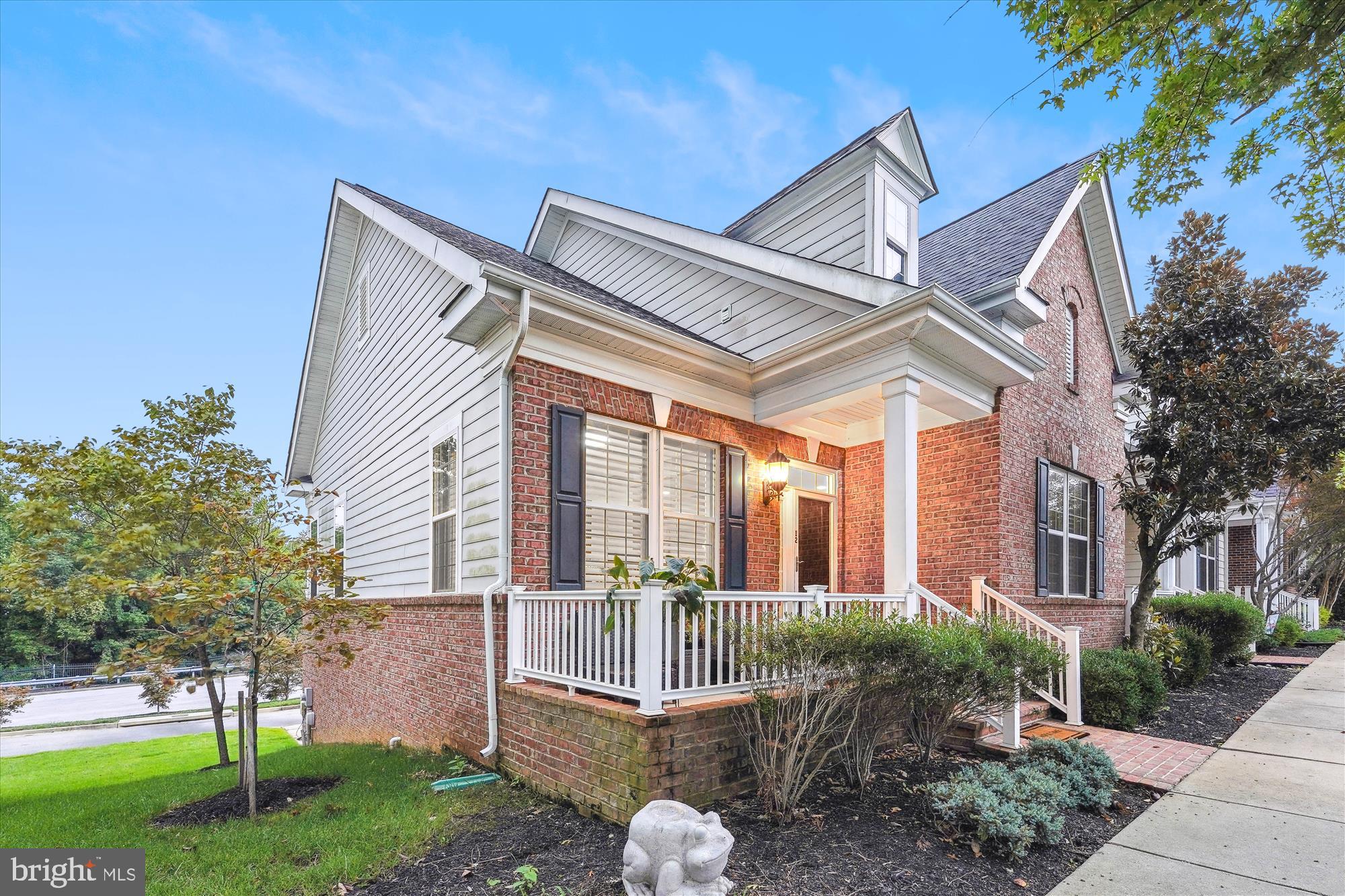 THE VILLAGES OF STEEPLEC - Residential