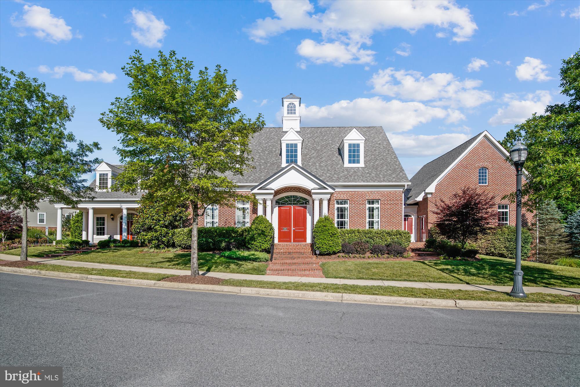 THE VILLAGES OF STEEPLEC - Residential