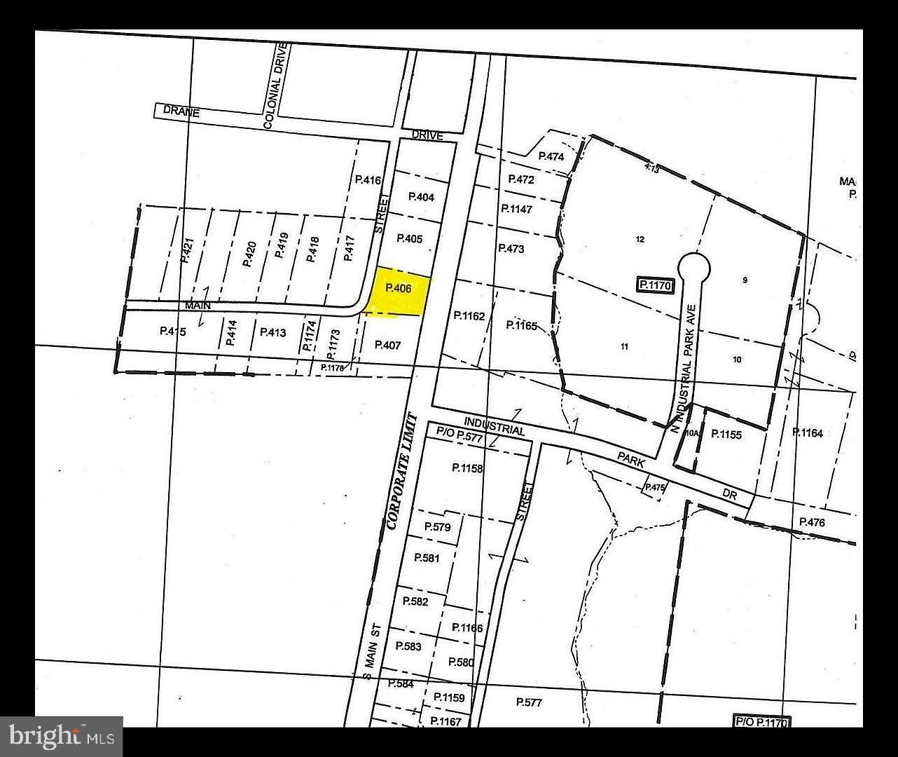 Main image without alt text