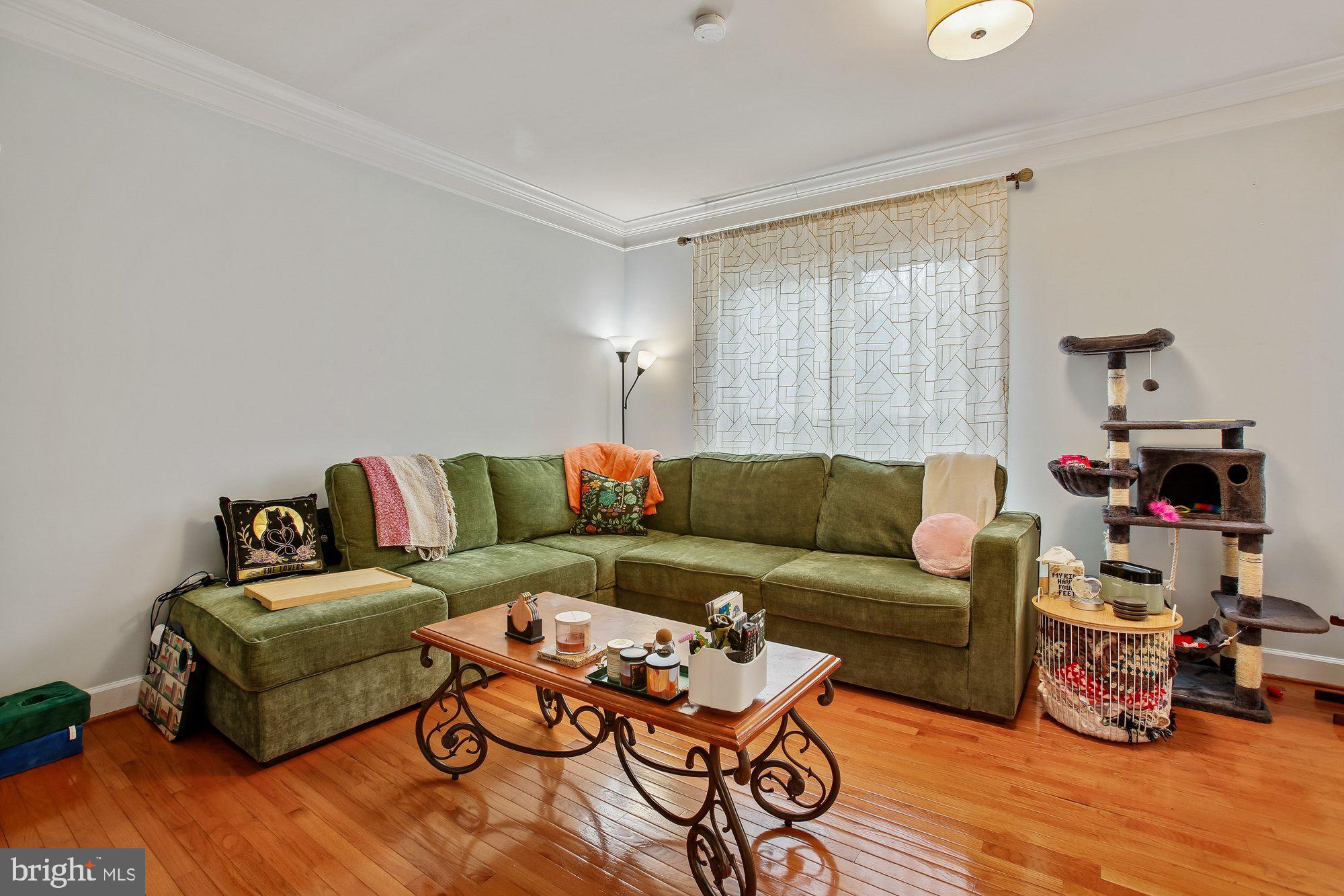 2411 HUNTINGTON PARK DRIVE