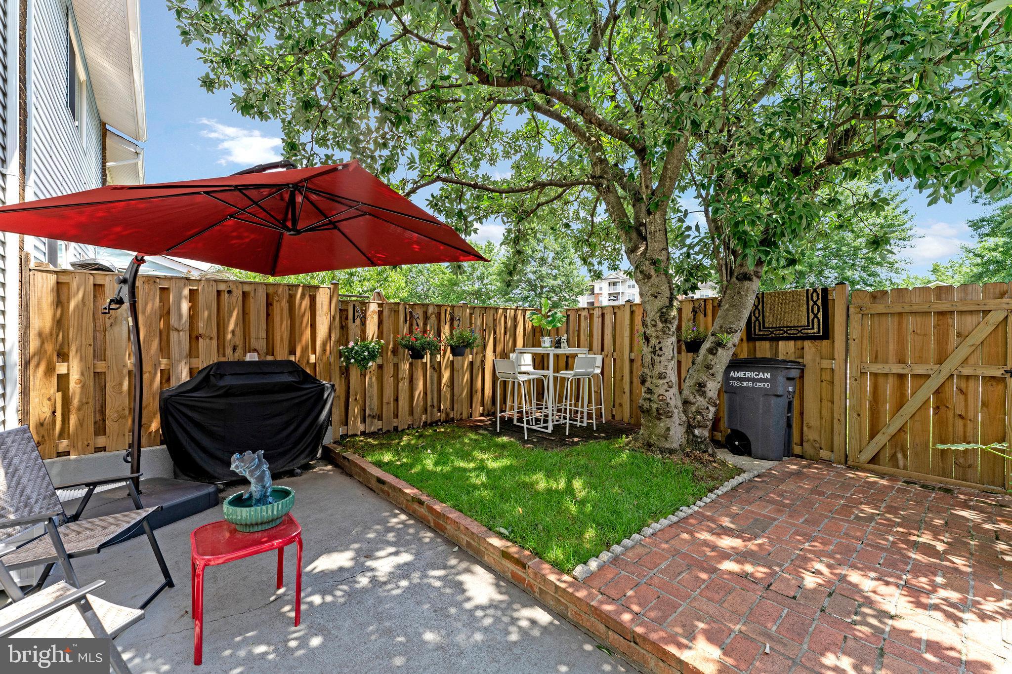 7520 CLEMSON COURT