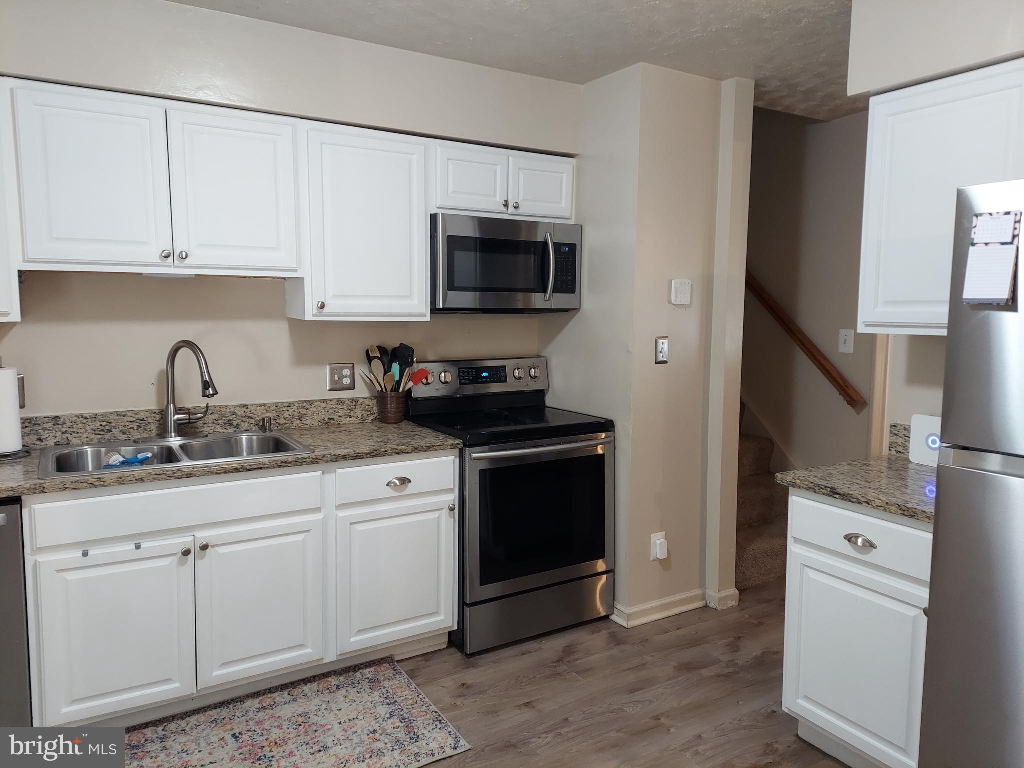 HOLLEYBROOKE/COBBLESTONE - Residential