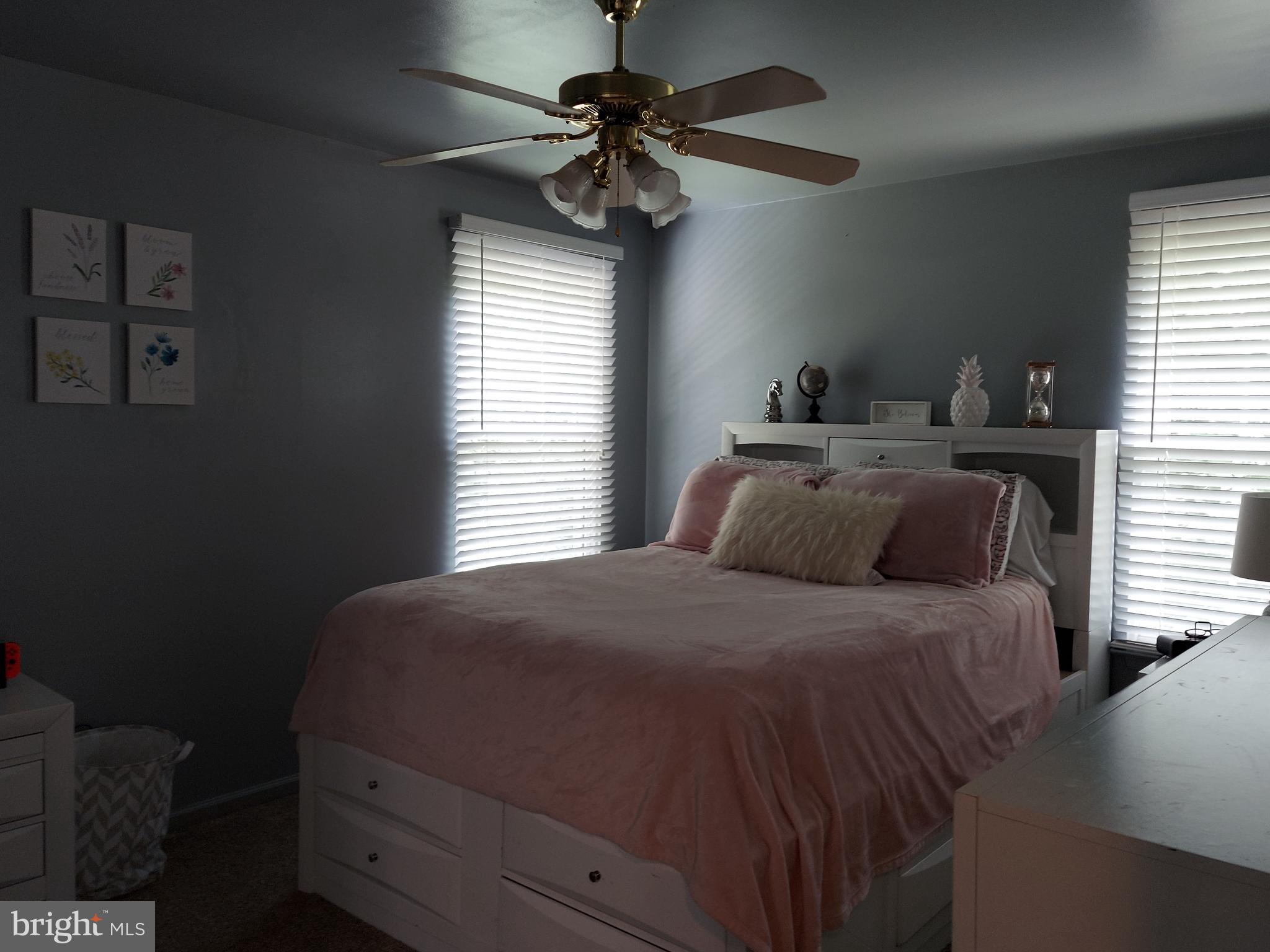 HOLLEYBROOKE/COBBLESTONE - Residential