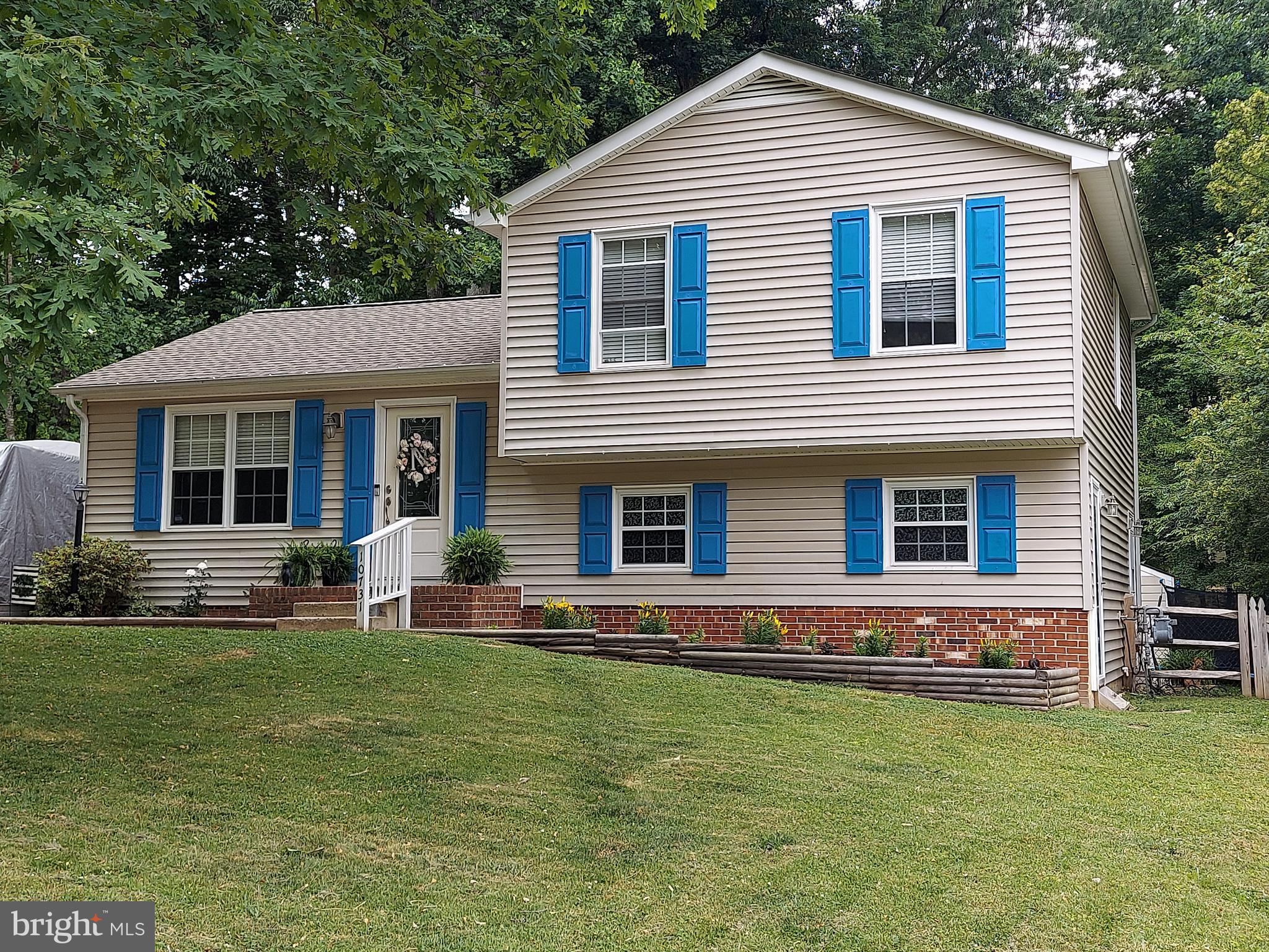 HOLLEYBROOKE/COBBLESTONE - Residential