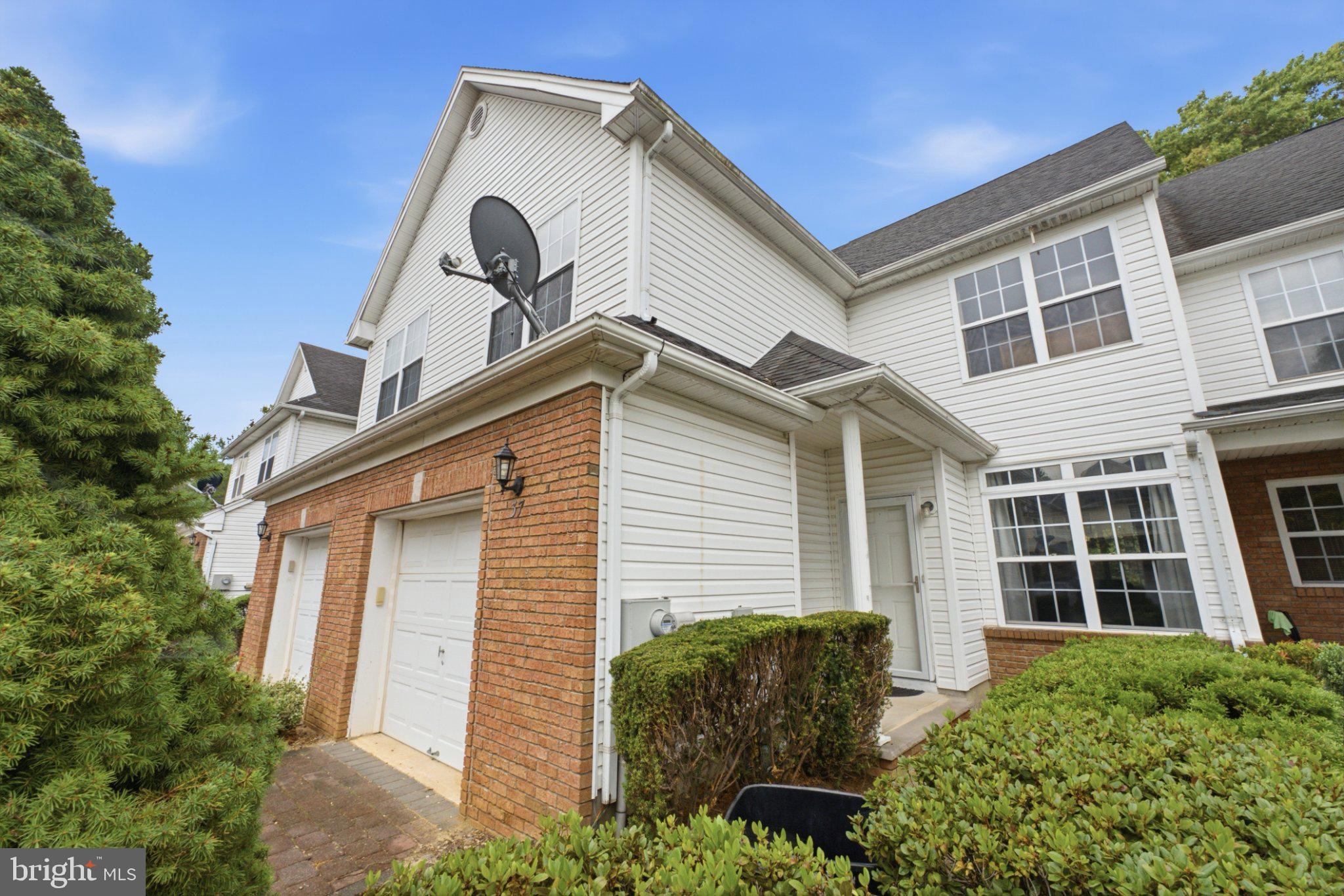 37 SHELLEY CIRCLE