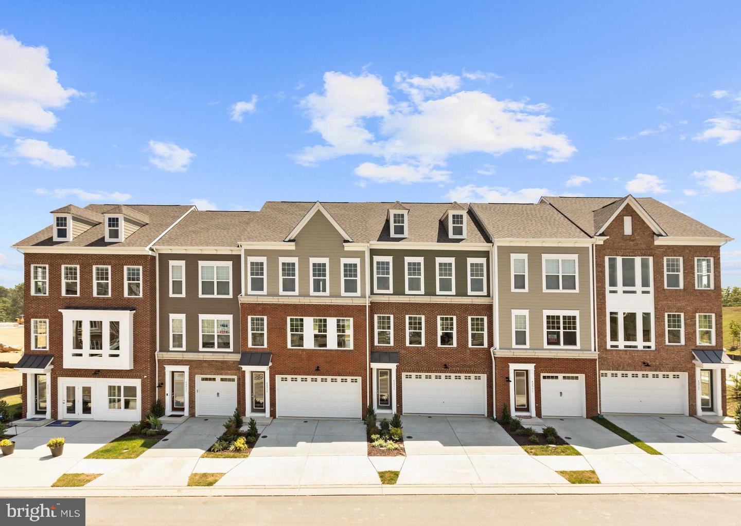 42939 RUNNING CREEK SQUARE