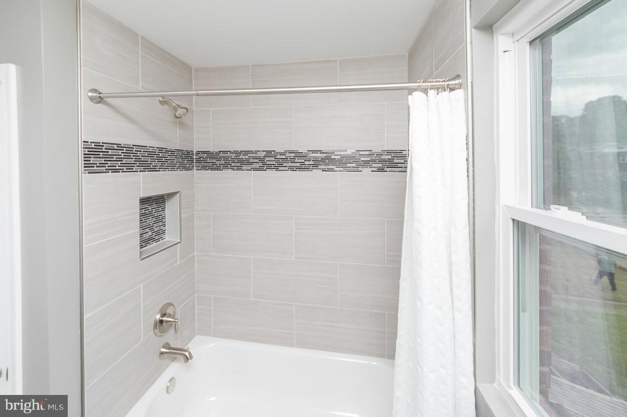 BROOKLYN PARK - Residential