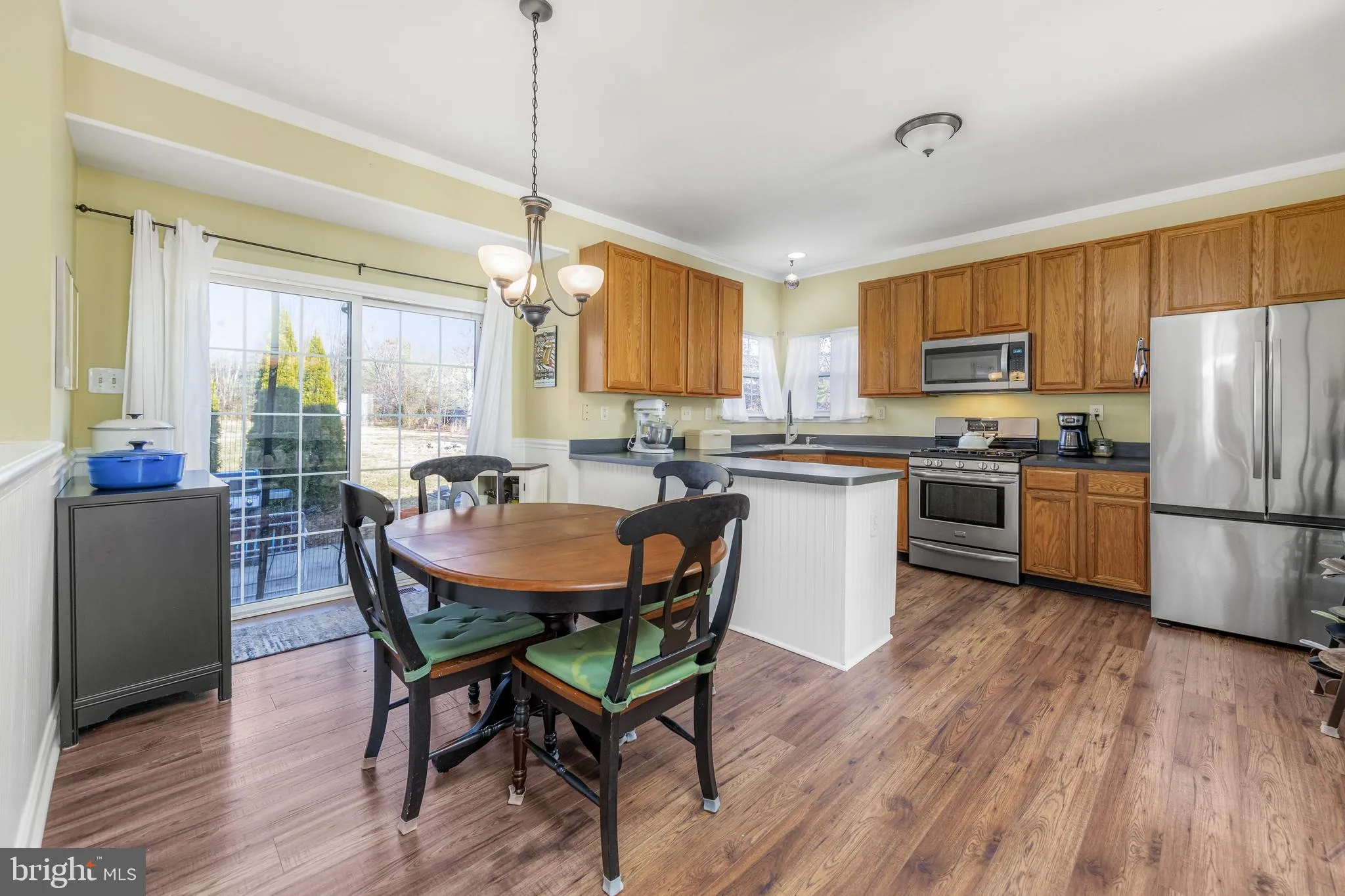 Mullica Hill, New Jersey 08062, United States, 4 Bedrooms Bedrooms, ,3 BathroomsBathrooms,Residential,Pending,18540