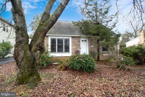 Photo of 125 Lenox Avenue, HAMILTON, NJ 08620 (MLS # NJME2073474)