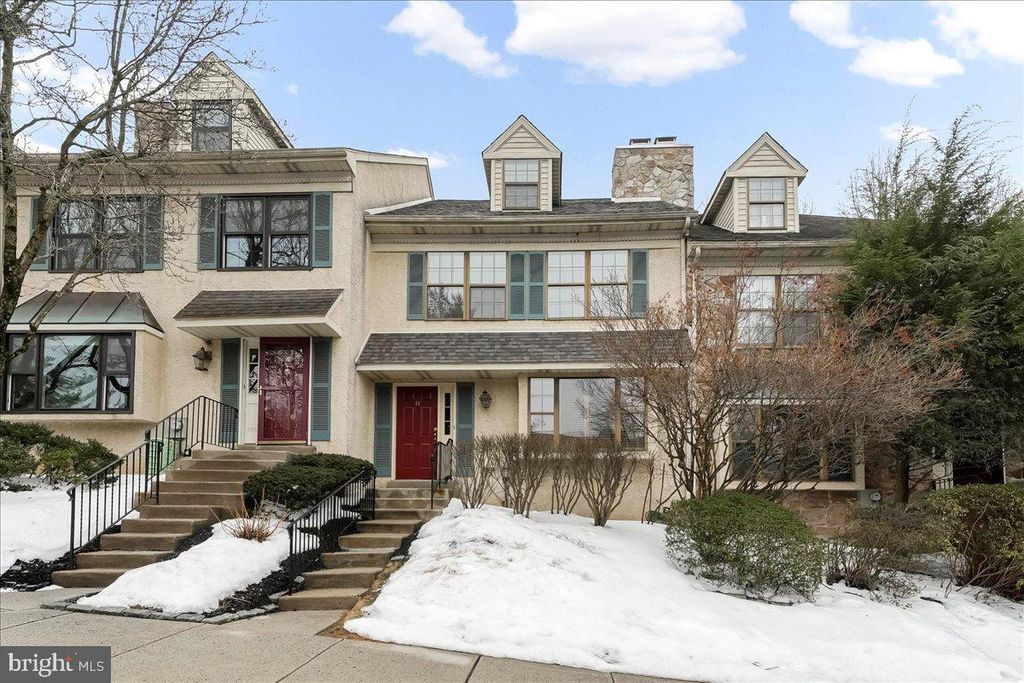 Photo of 11 Algonquin Court, CHESTERBROOK, PA 19087 (MLS # PACT2118346)