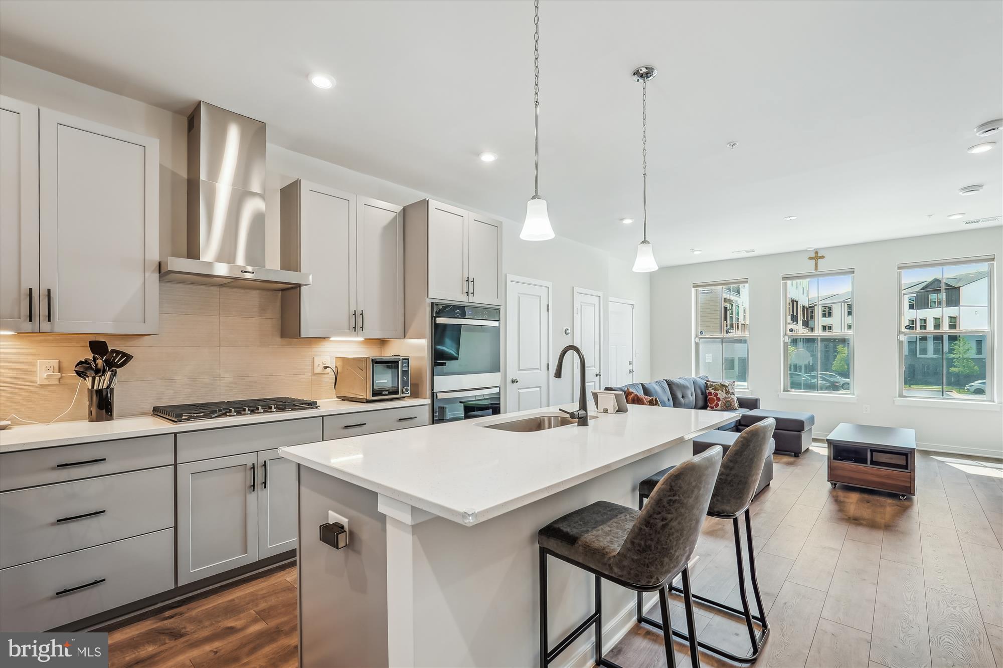 45918 SWALLOW TERRACE