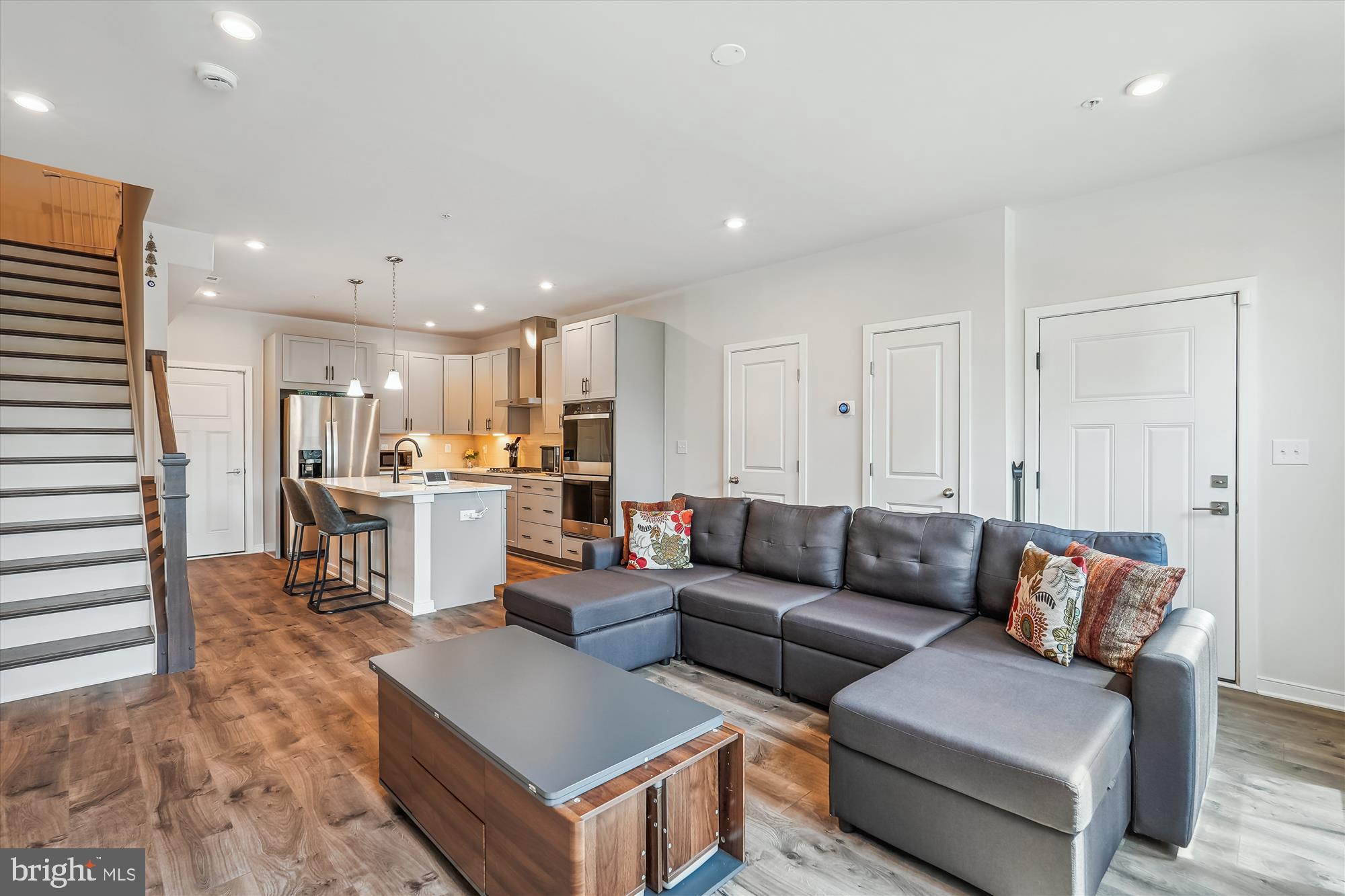 45918 SWALLOW TERRACE
