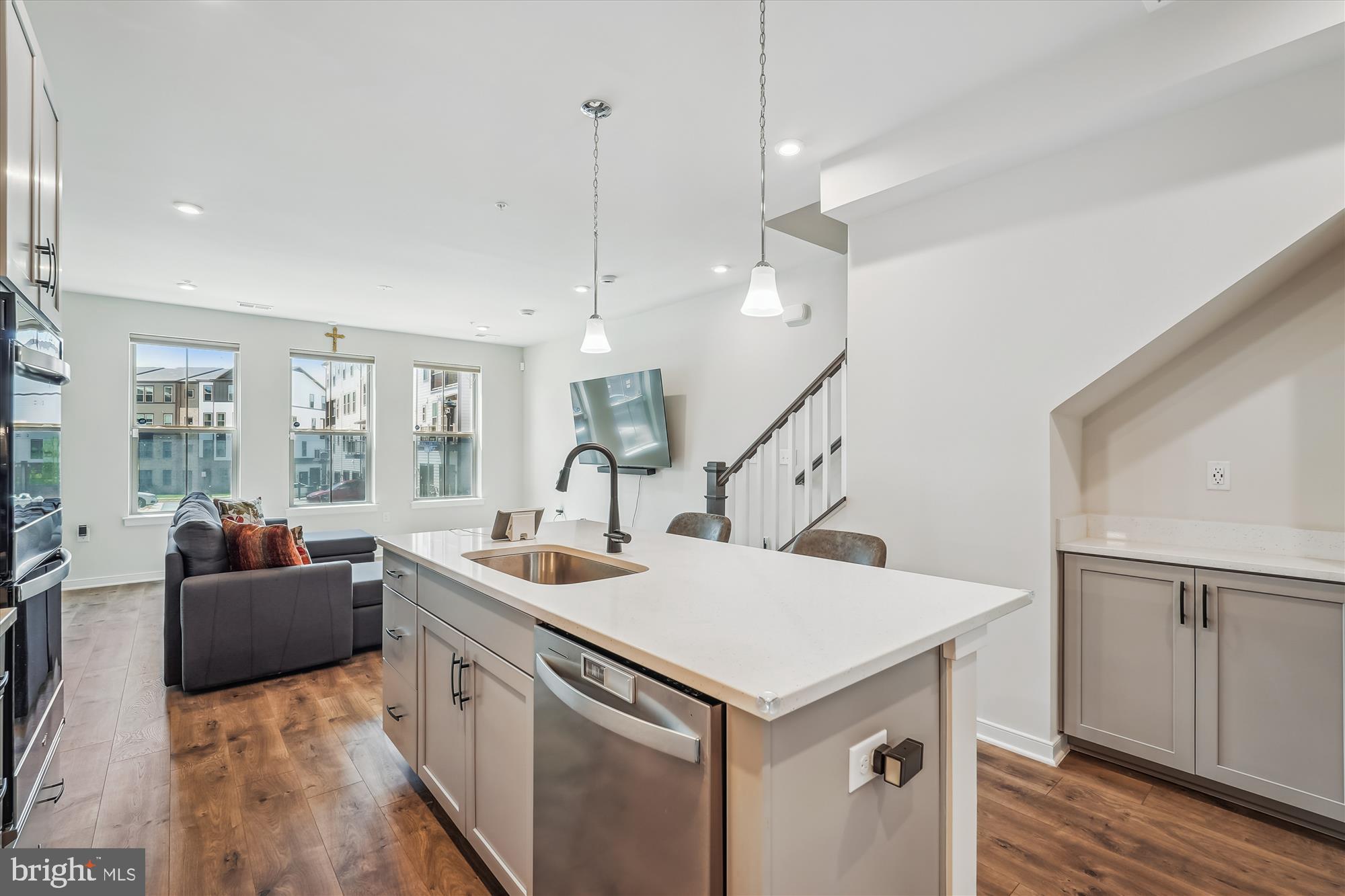 45918 SWALLOW TERRACE