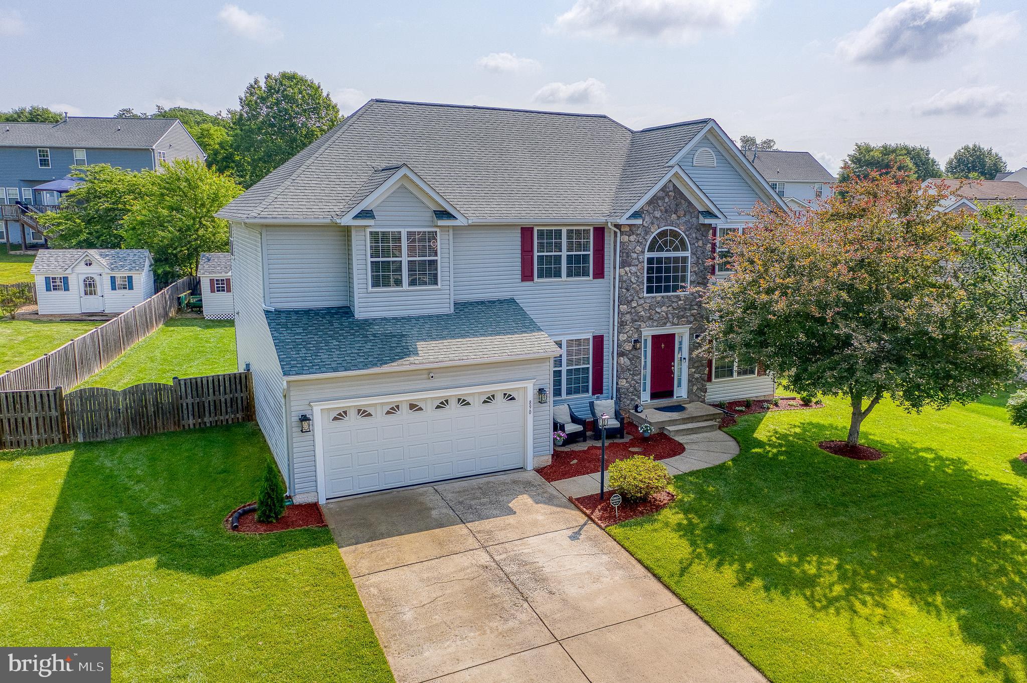 REDWOOD LAKES - Residential